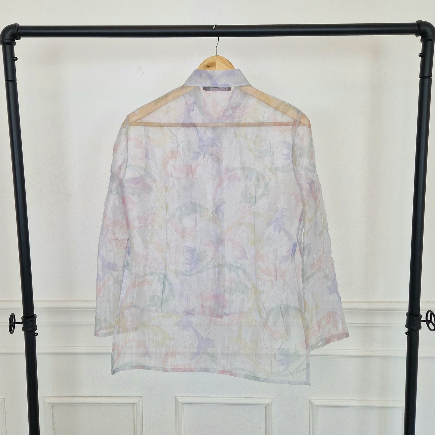 Romeo Gigli | Camicia velata con disegni pastello