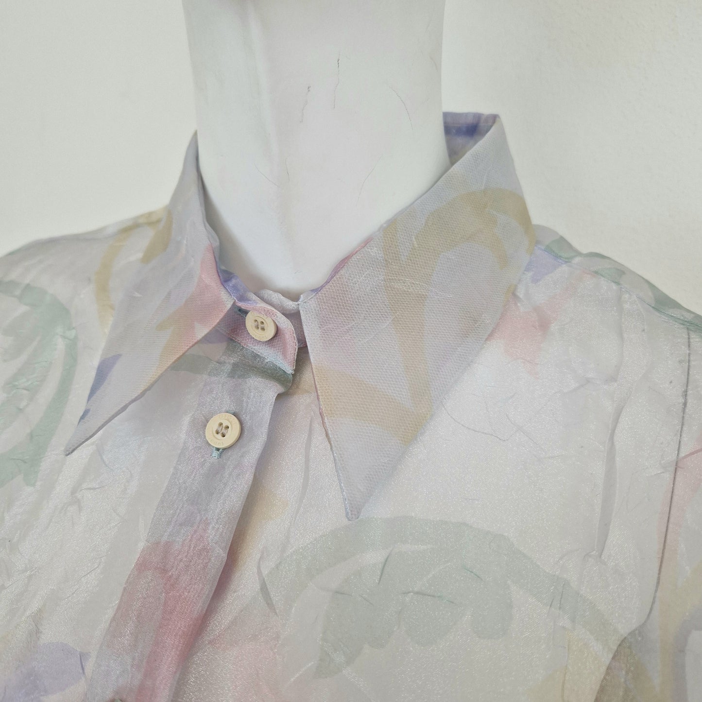 Romeo Gigli | Camicia velata con disegni pastello