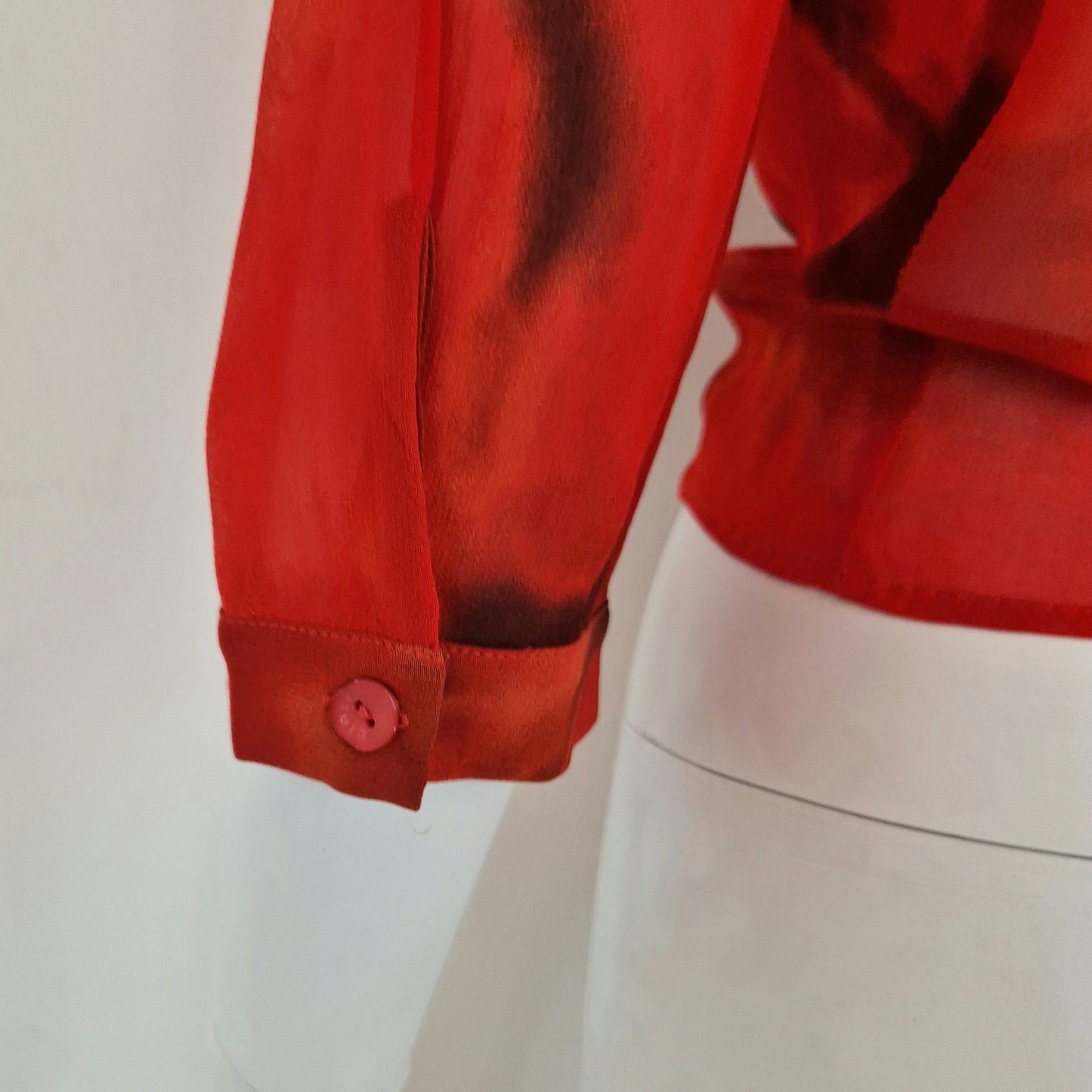 Romeo Gigli | Camicia rossa velata