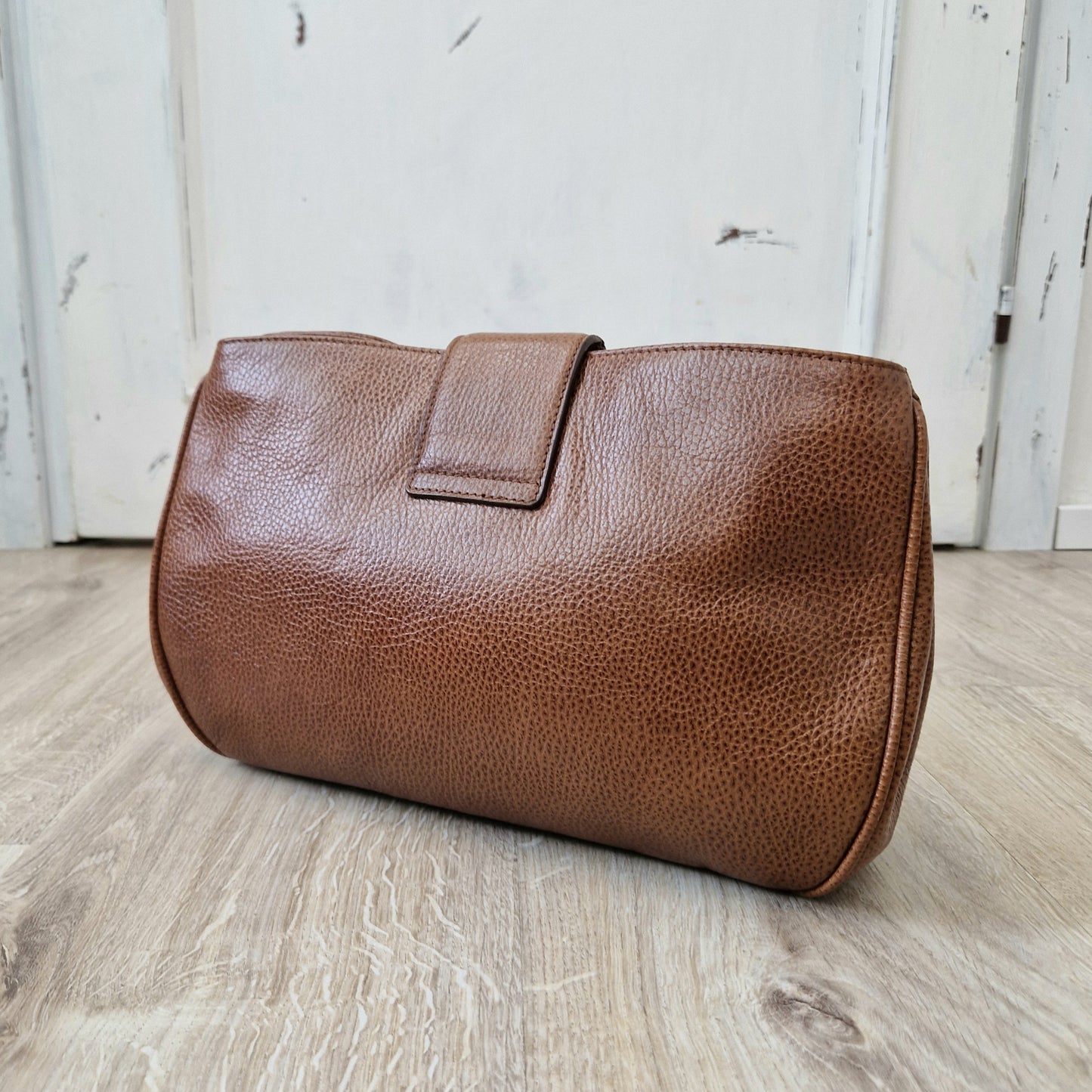 Busta vintage in pelle marrone