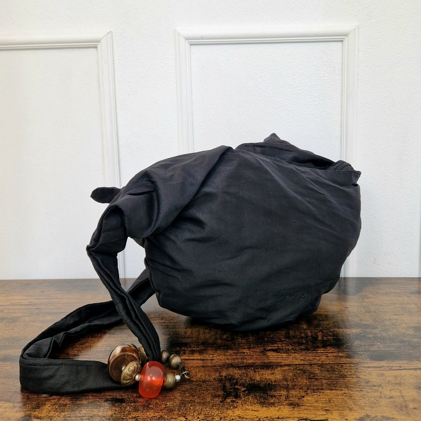 Romeo Gigli | Borsa mezzaluna nera