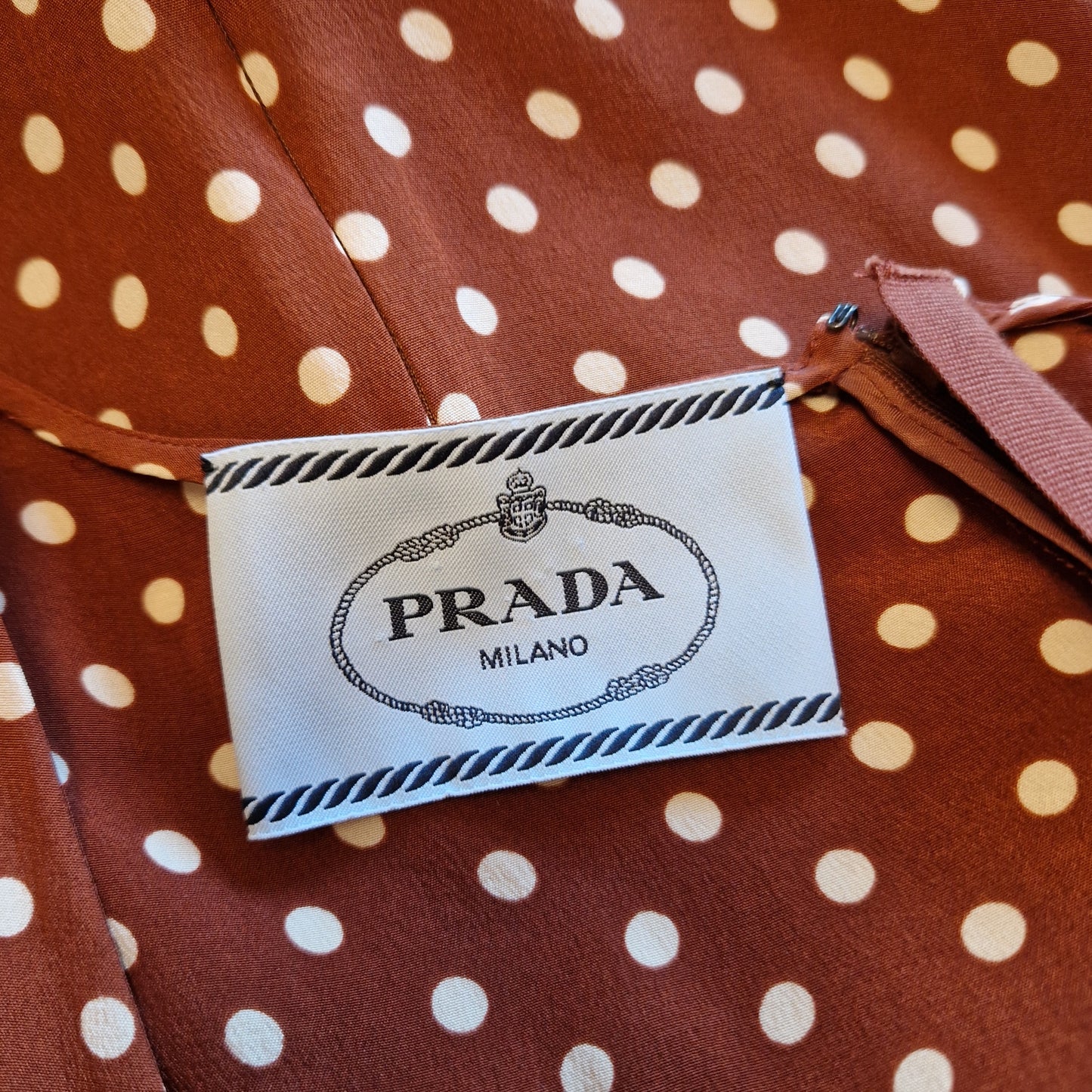 Prada | Abito in seta a pois