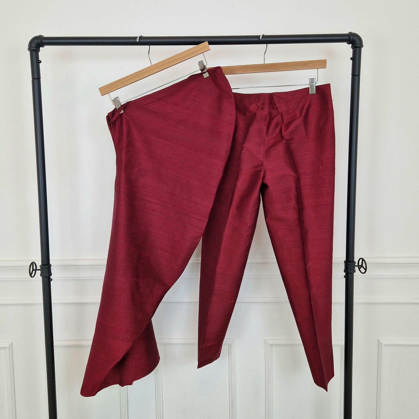 Romeo Gigli | Completo in seta rosso