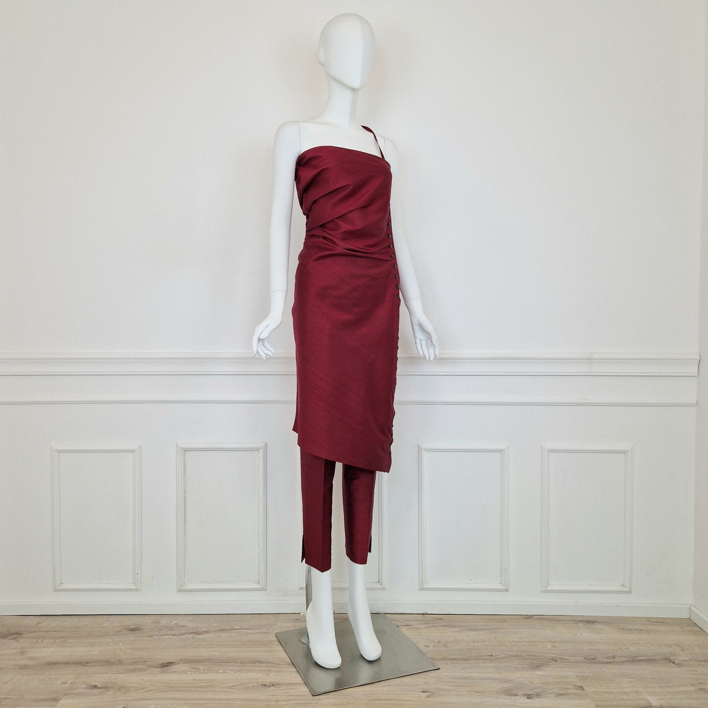 Romeo Gigli | Completo in seta rosso