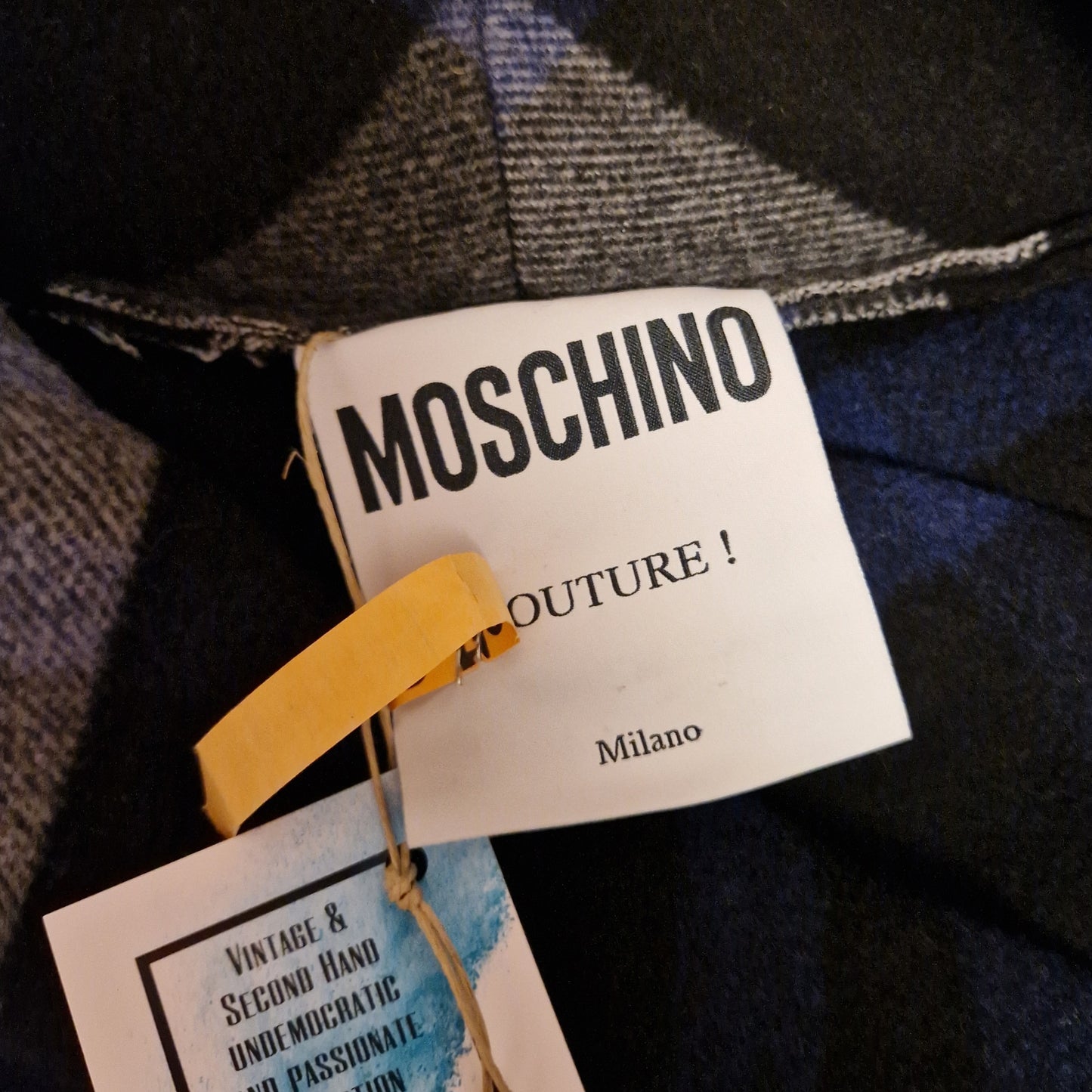 Moschino | Cappa stampa check con frange