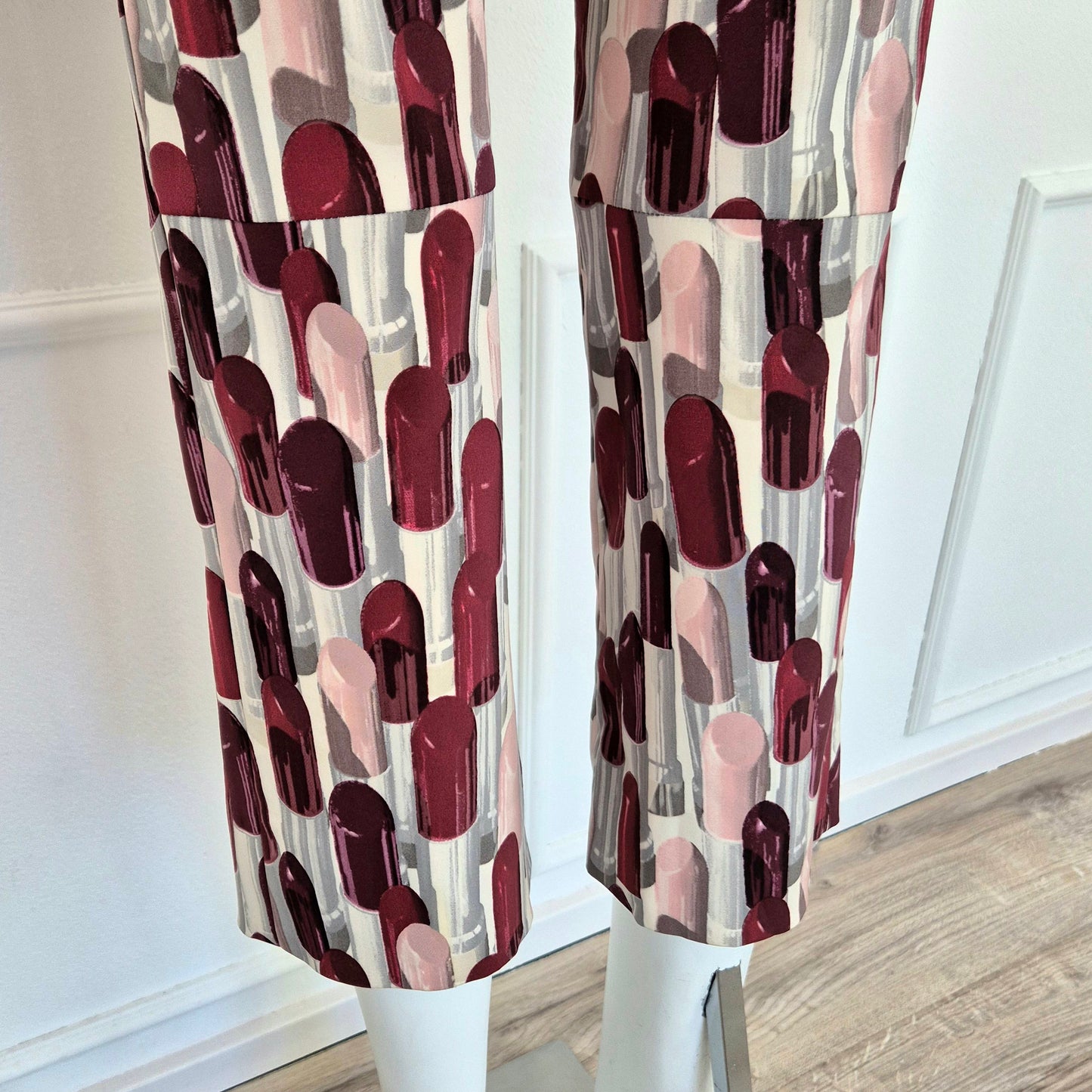 Prada | Pantaloni SS 2000 lipstick print