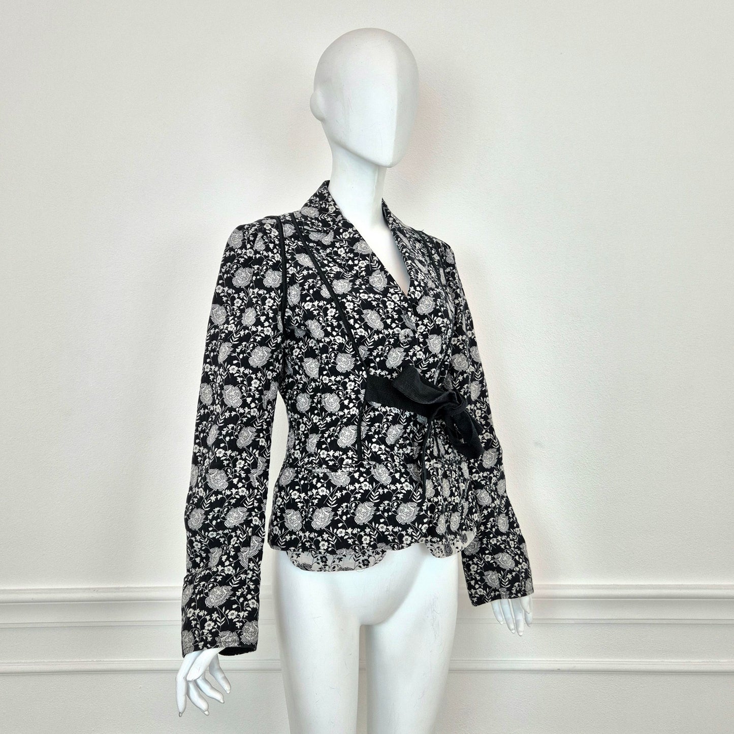 Antonio Marras | Giacca bicolor con fiocco laterale