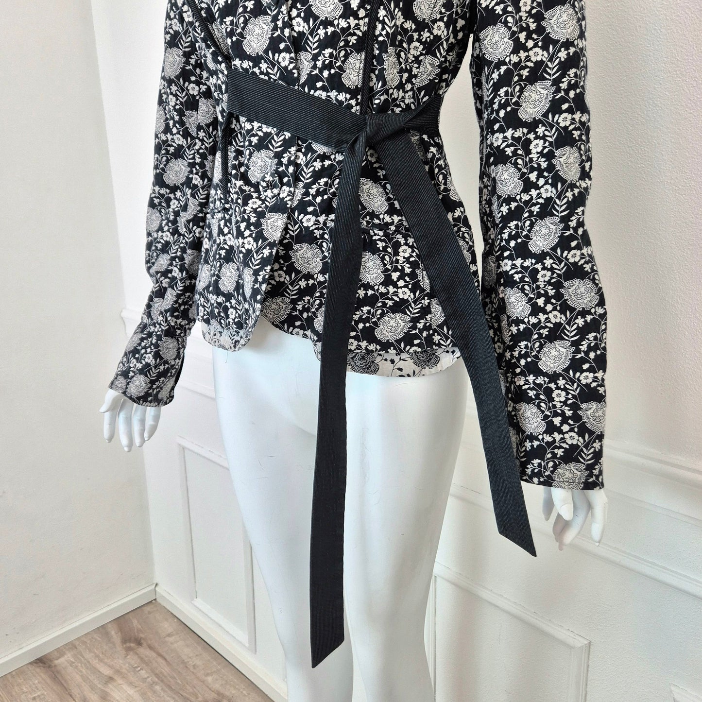 Antonio Marras | Giacca bicolor con fiocco laterale