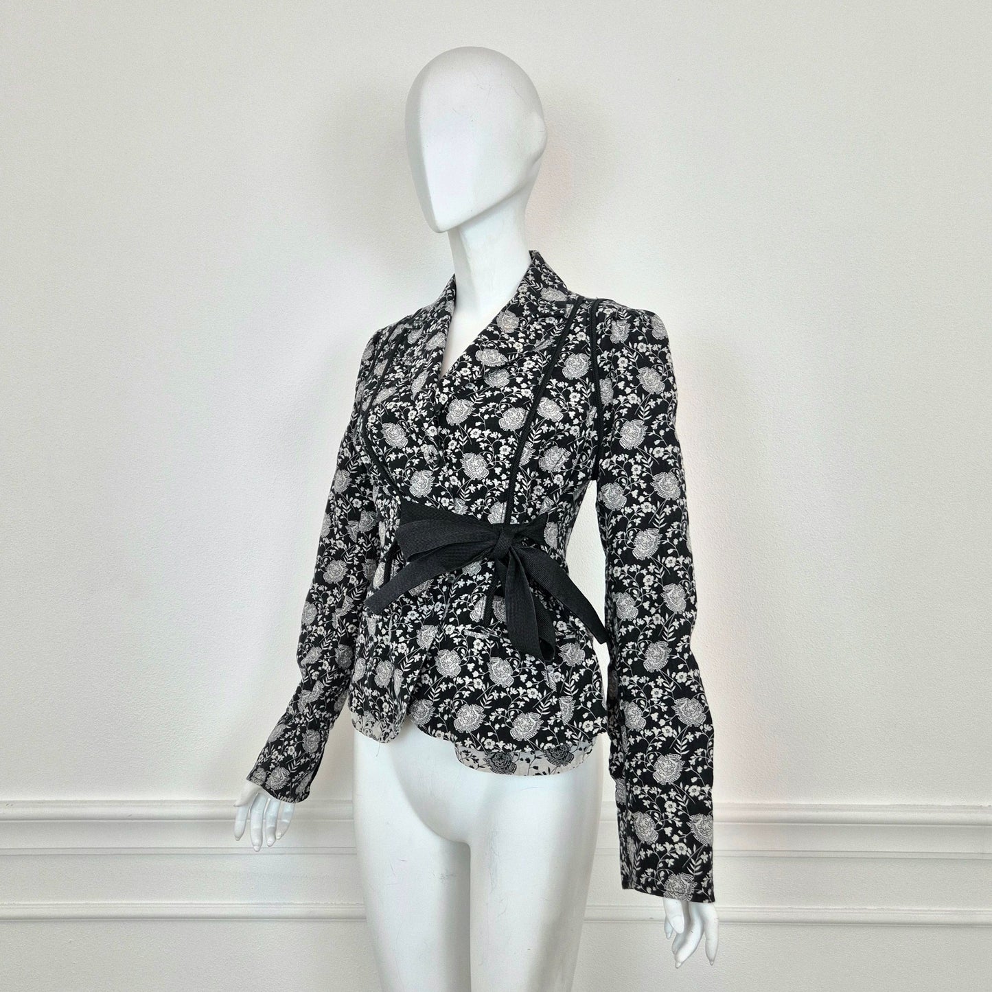Antonio Marras | Giacca bicolor con fiocco laterale