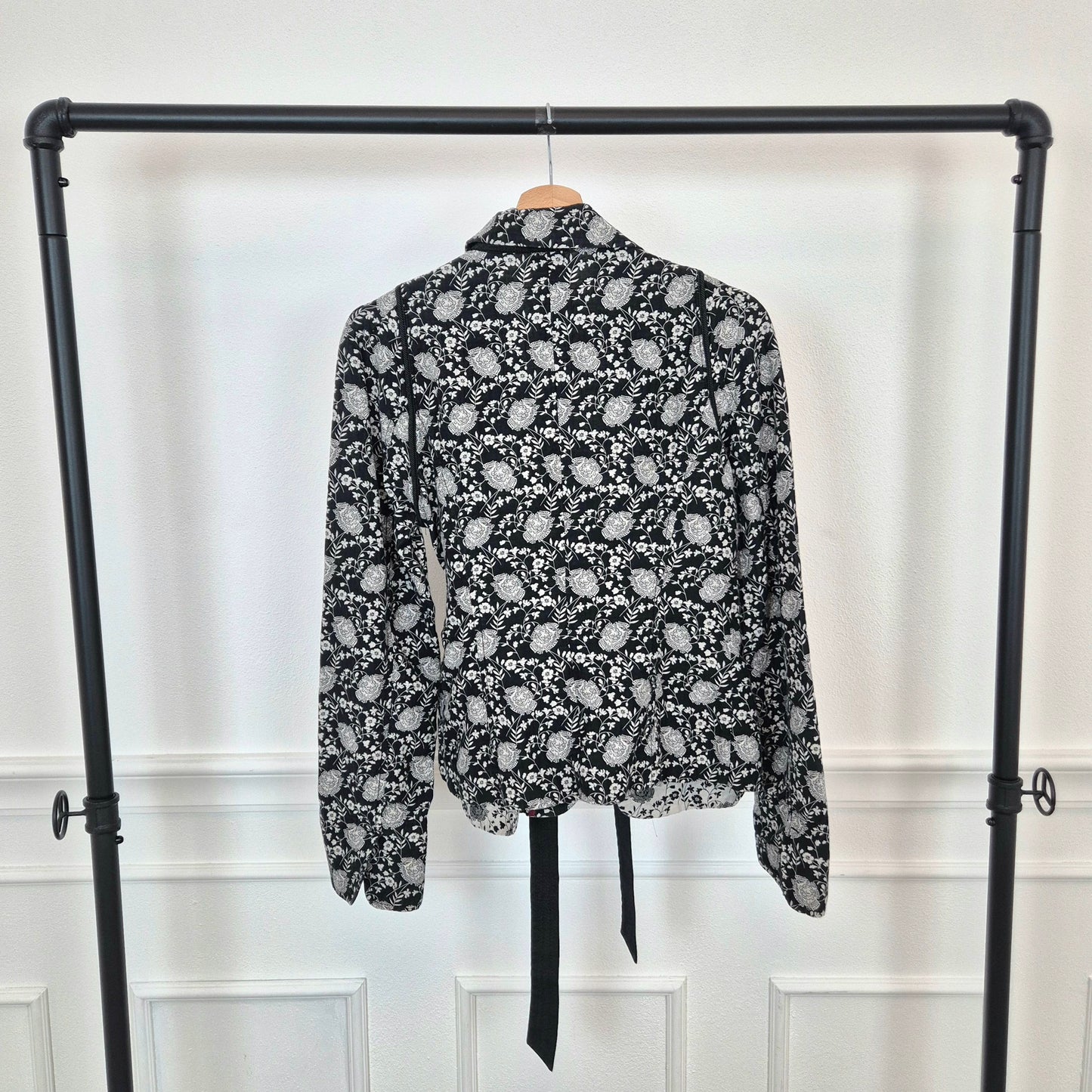 Antonio Marras | Giacca bicolor con fiocco laterale