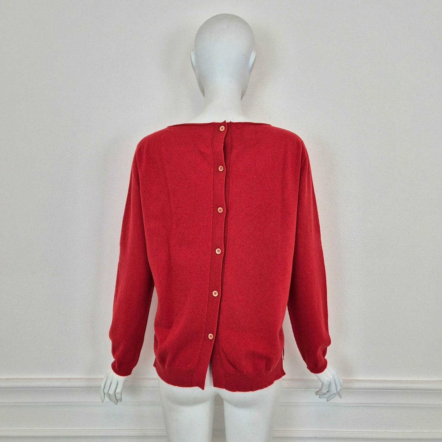 Prada | Maglione rosso lana e cashmere con bottoni sulla schiena