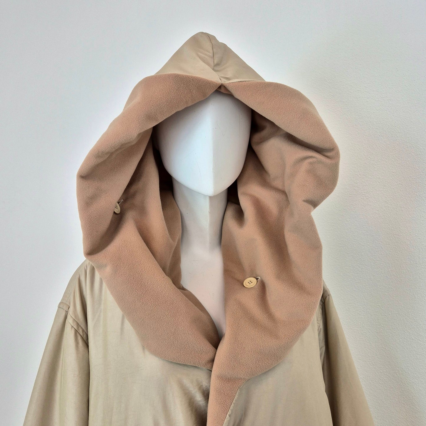 Windcoat Issey Miyake | Impermeabile beige