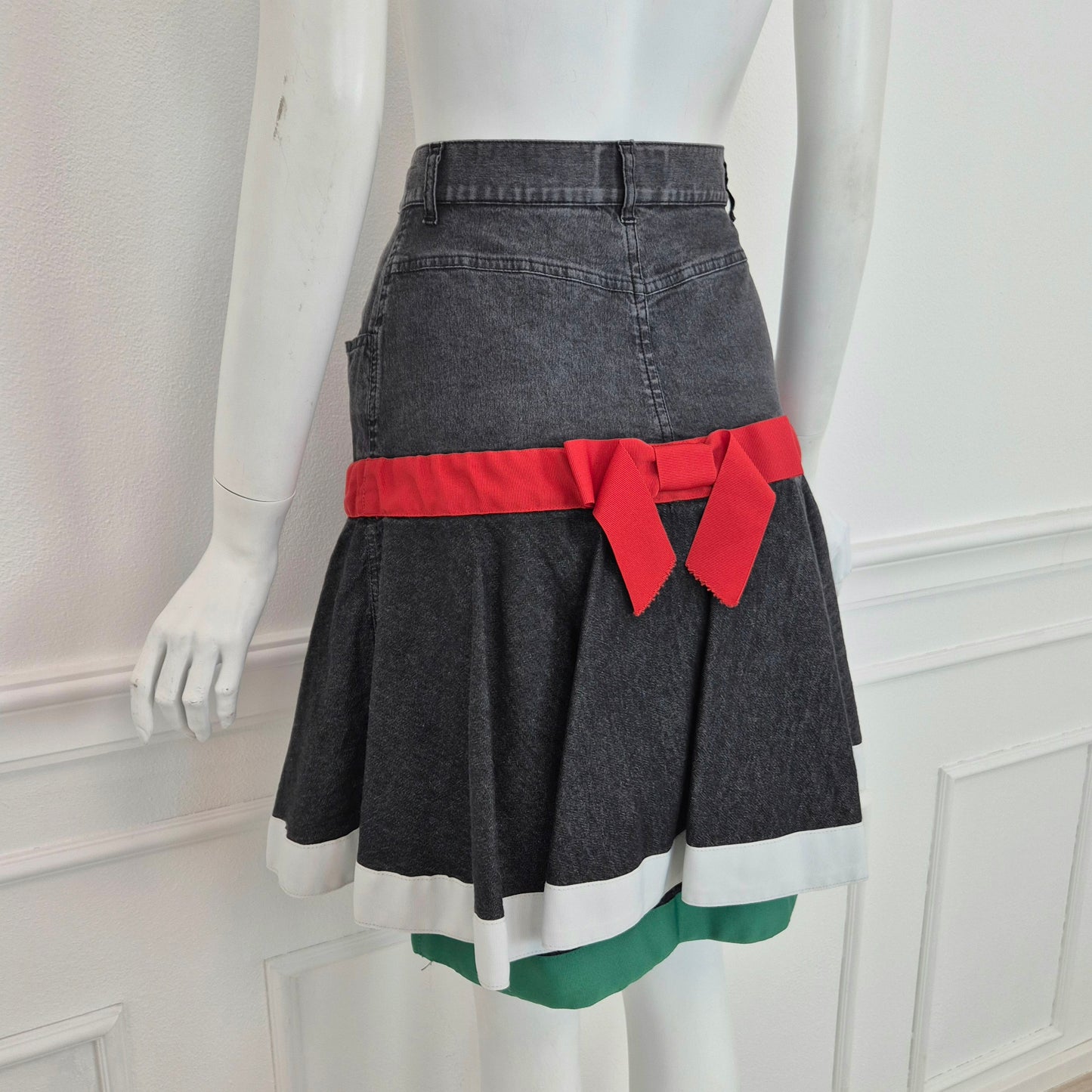 Moschino | Gonna in denim con fiocco sul retro