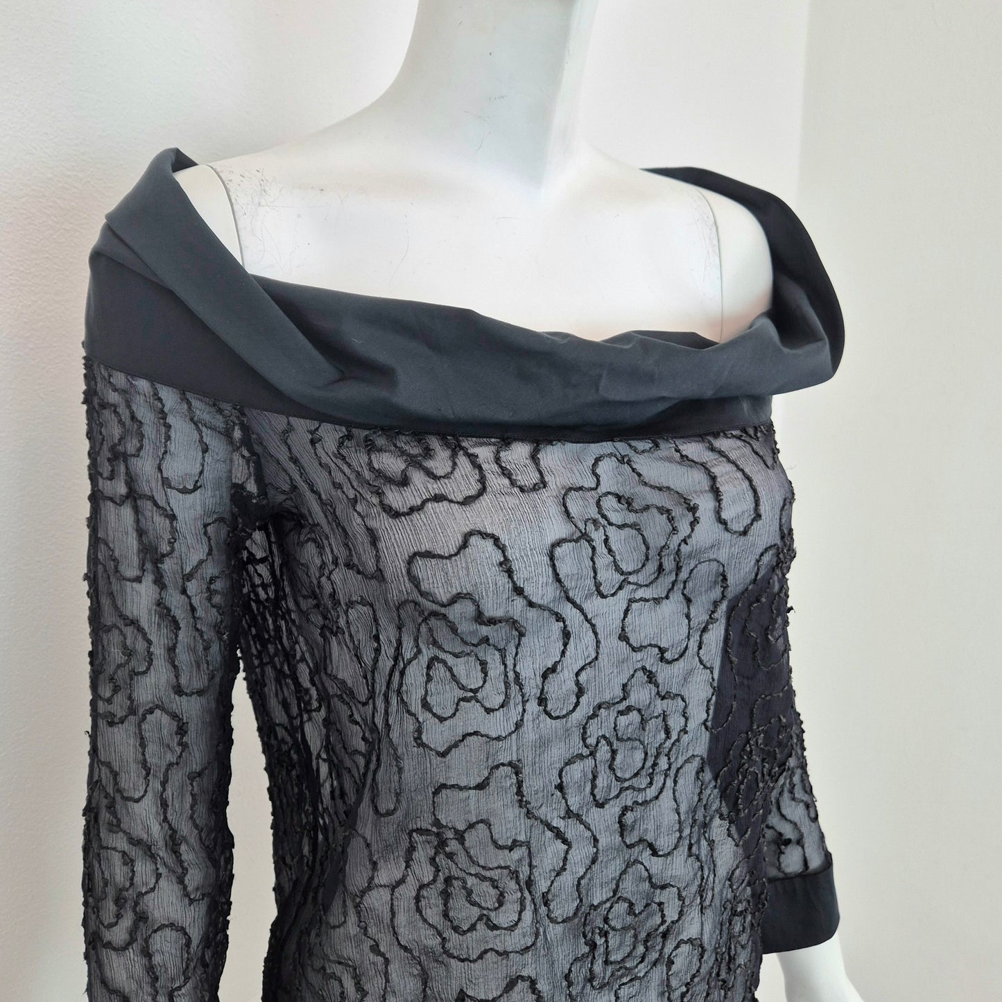 Romeo Gigli| Top nero velato con ricami