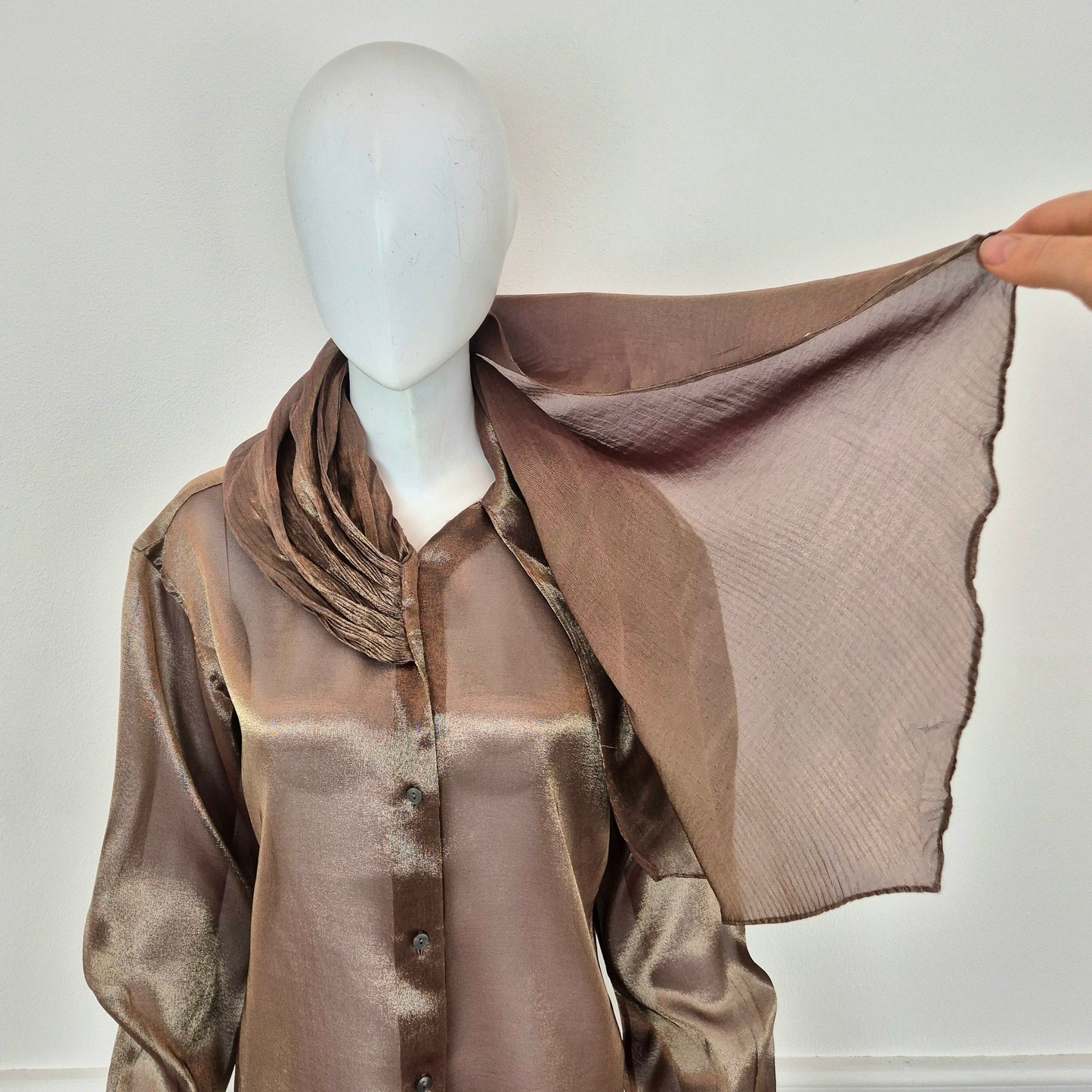 Romeo Gigli | Camicia in seta oro cangiante 1989