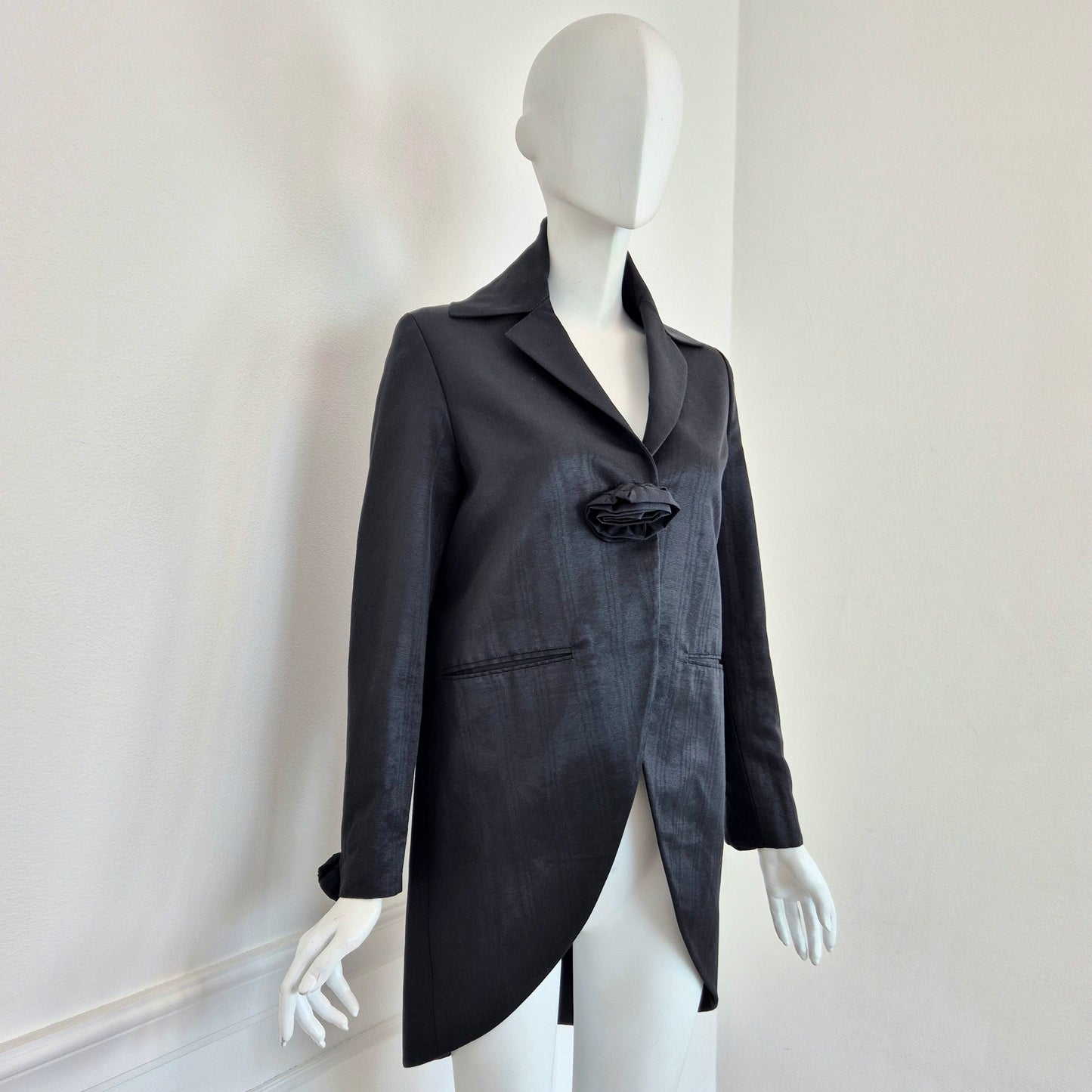 Romeo Gigli | Soprabito coda di rondine con rose fw 1996