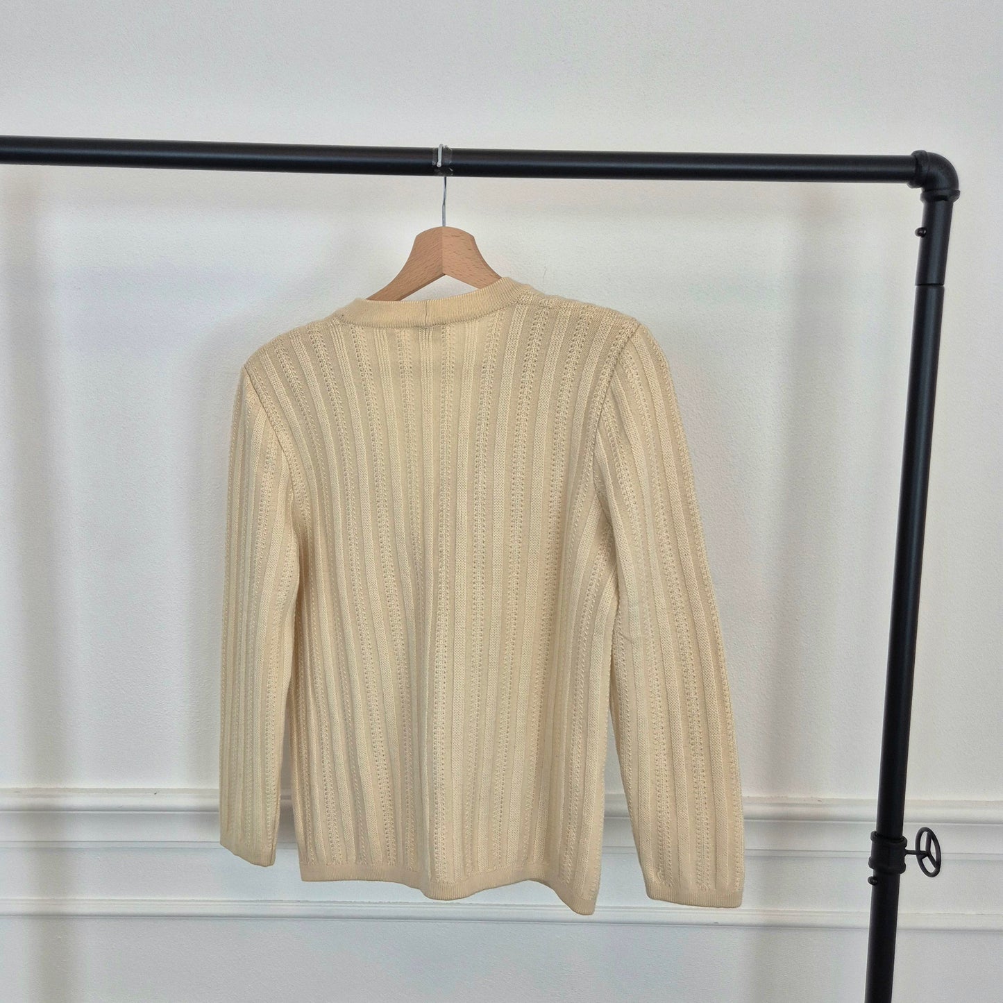 Celine | Cardigan vintage panna con morsetti e bottoni oro