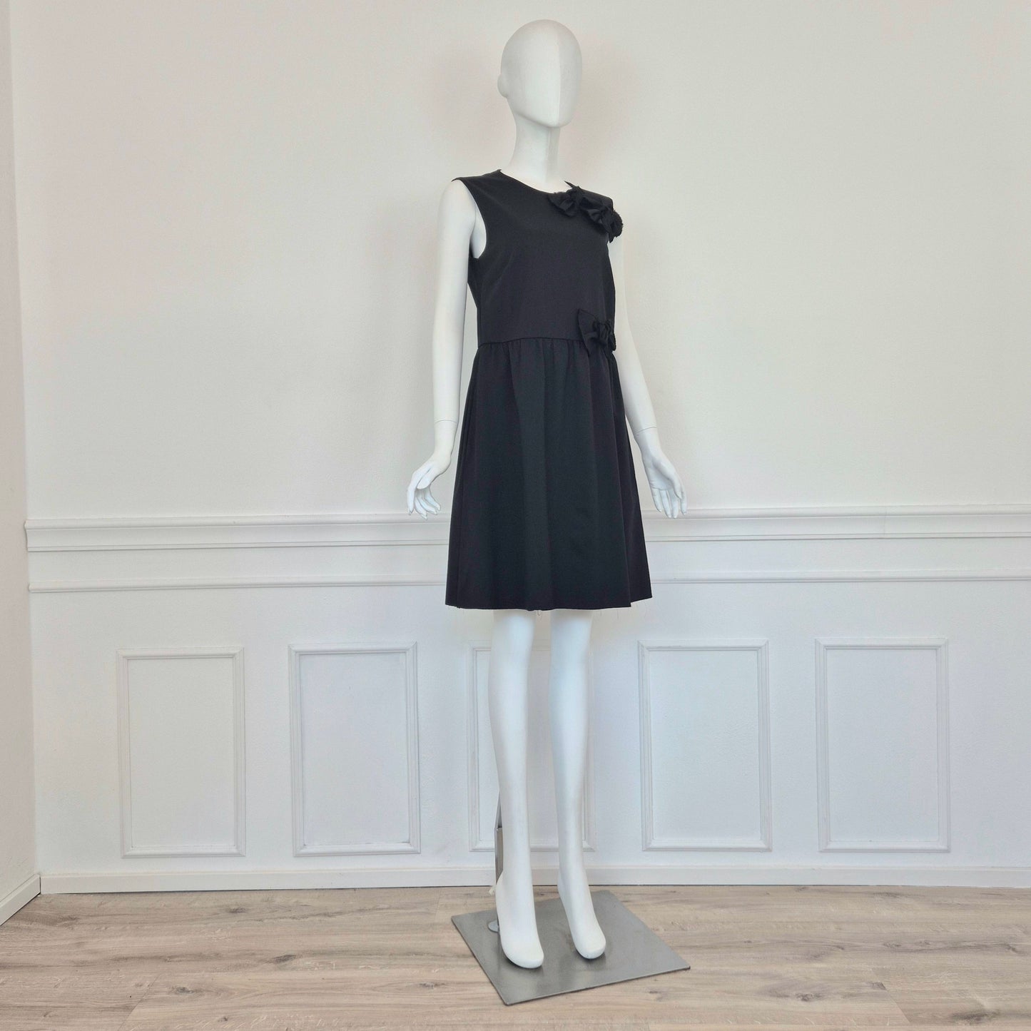 Red Valentino | Abito nero con fiocchi