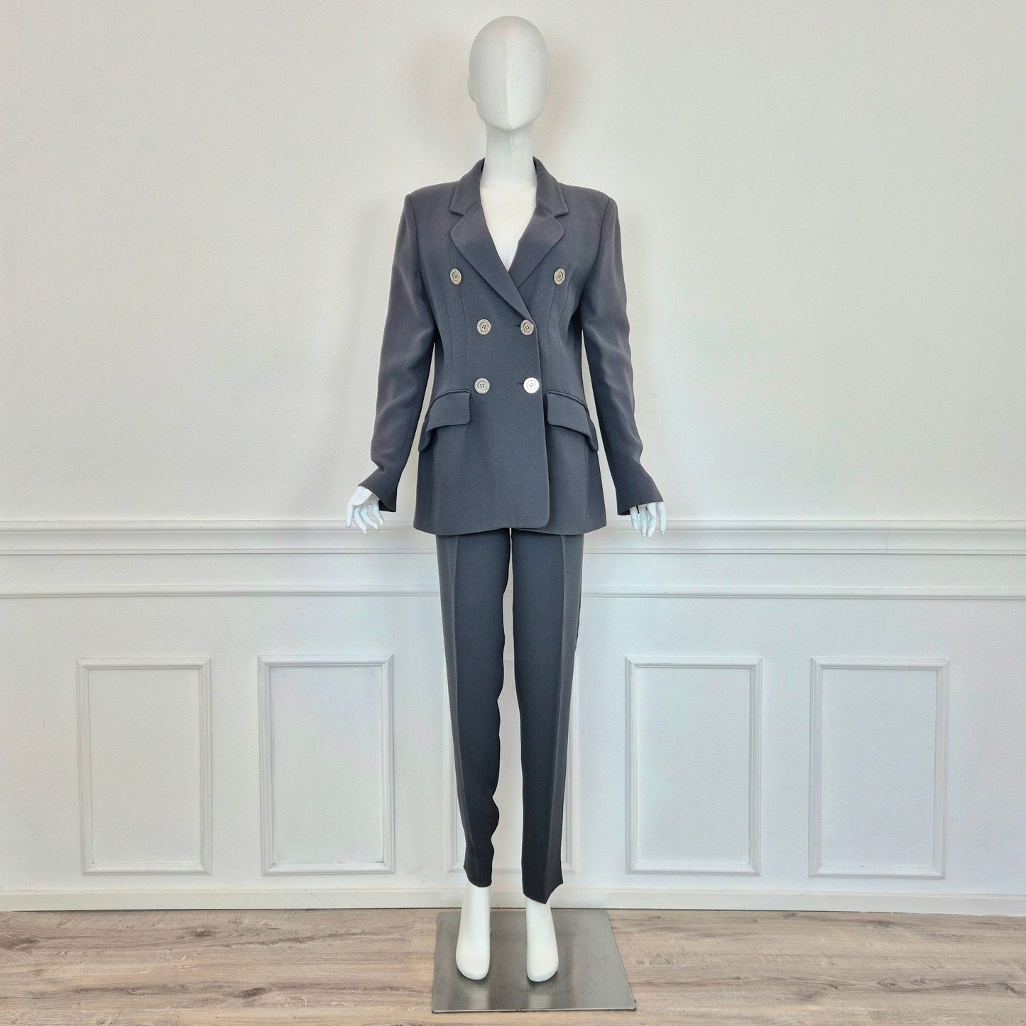 Moschino | Tailleur pantalone "You can't judge a girl by her clothes"