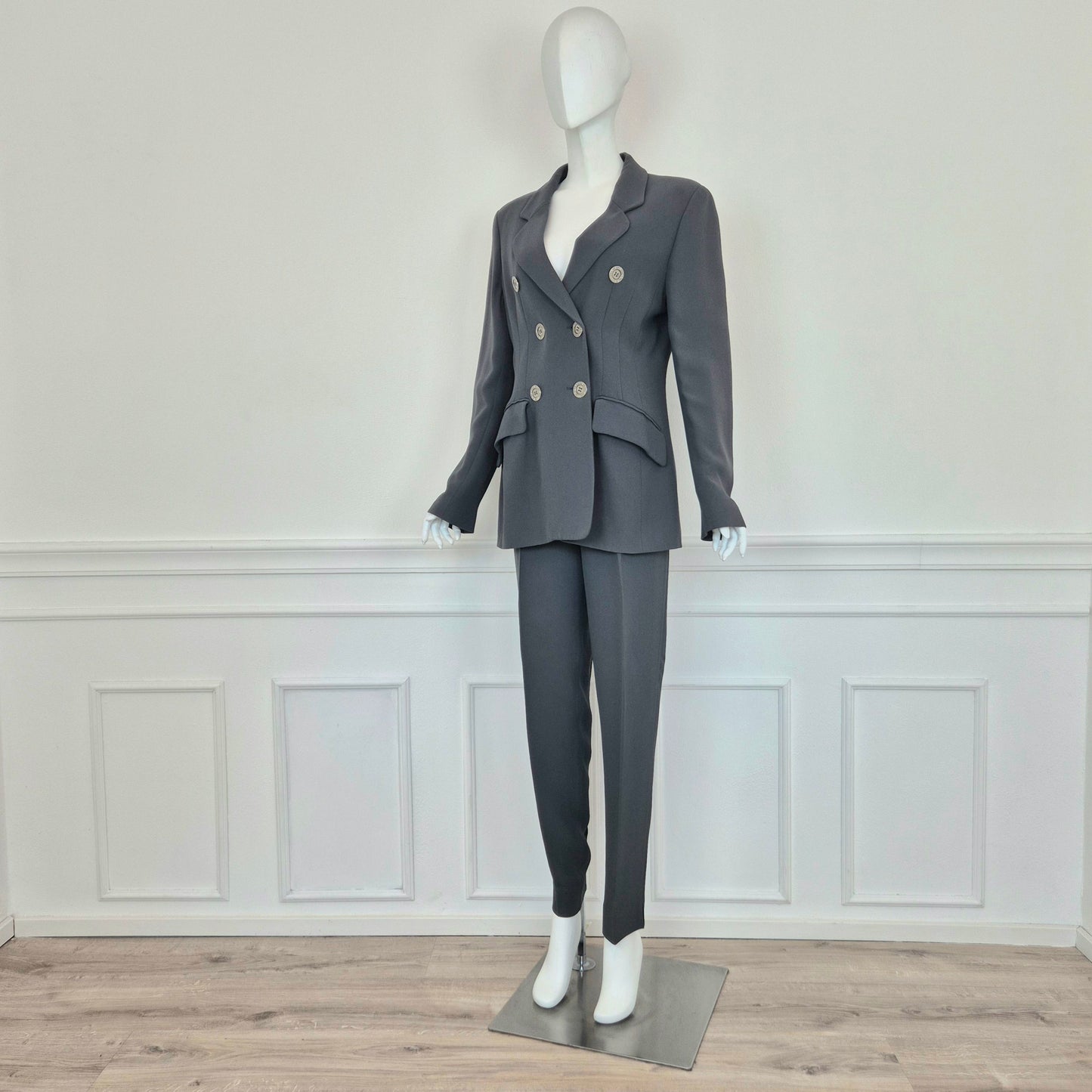Moschino | Tailleur pantalone "You can't judge a girl by her clothes"