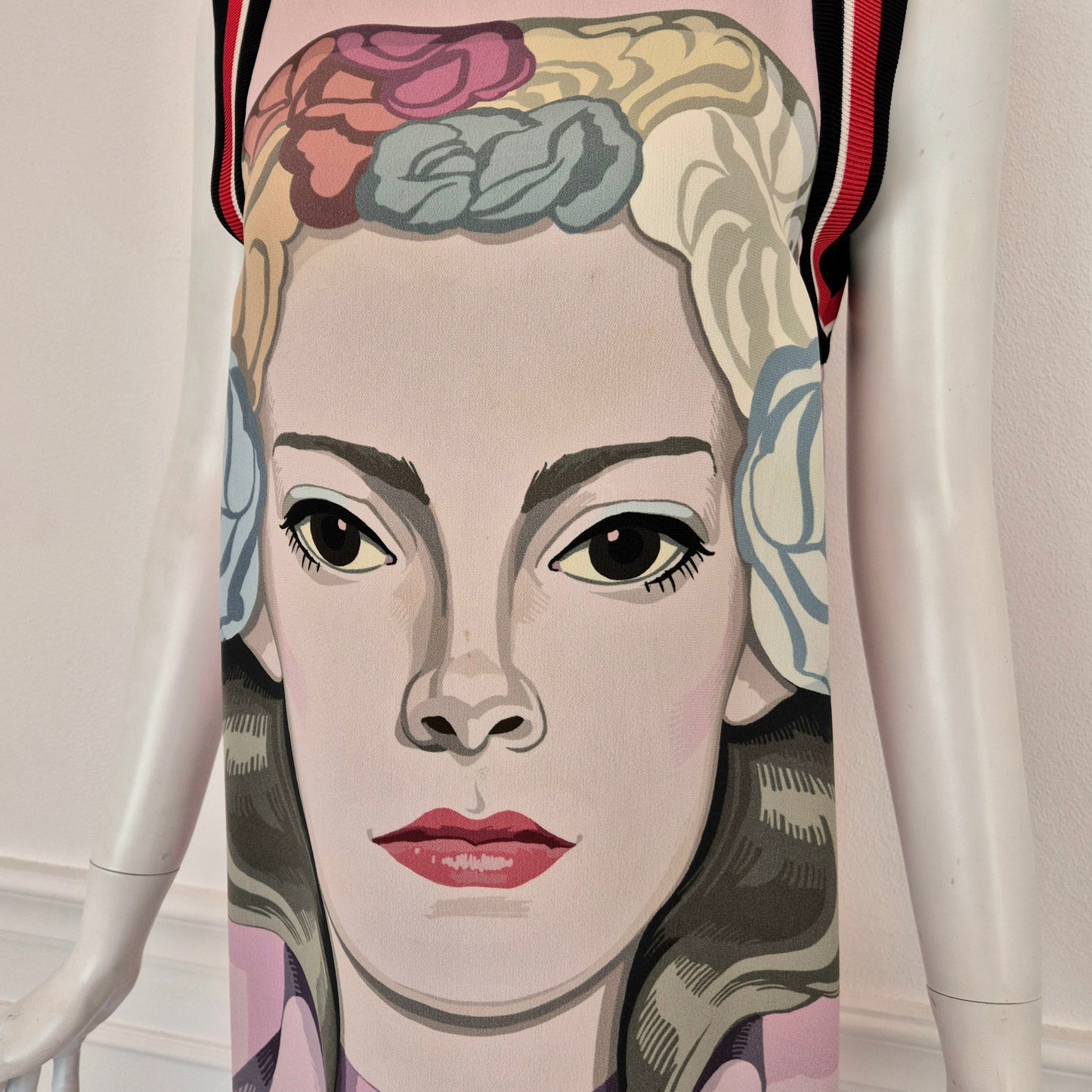 Prada | Abito Volto di Donna ss 2014