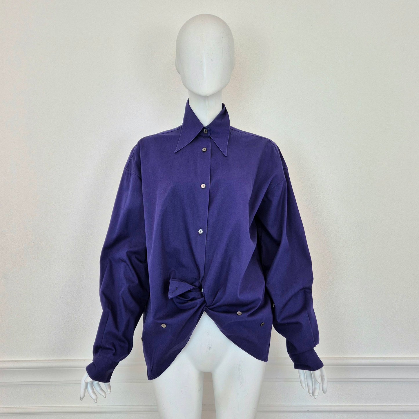 Romeo Gigli | Camicia in cotone indaco con bottoncini sul fondo 1990