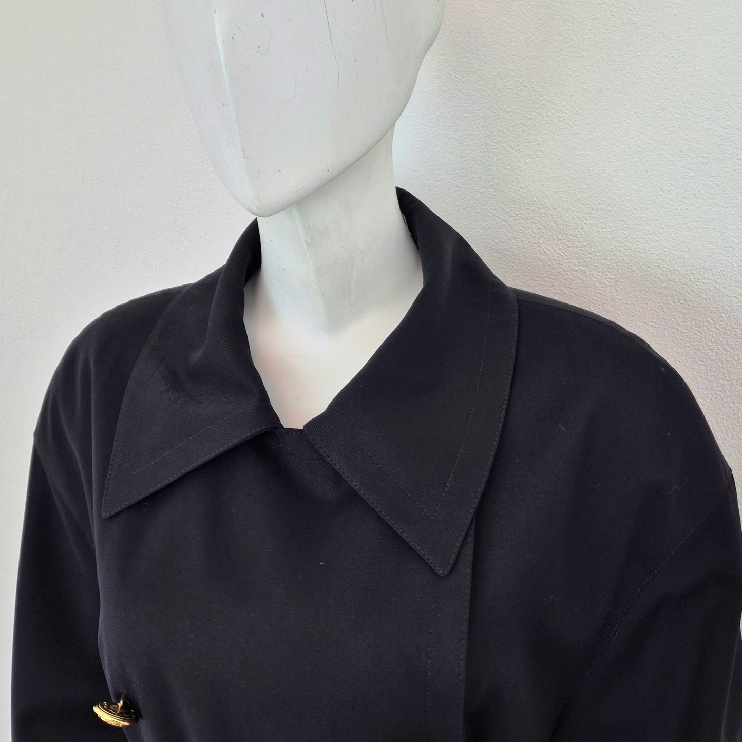Escada | Trench blu notte con maxi bottoni dorati