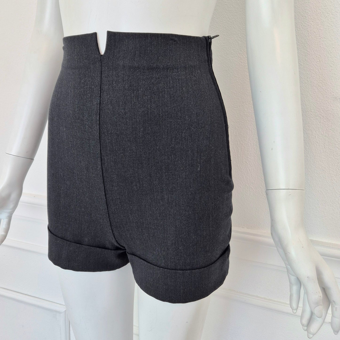 Romeo Gigli | Shorts in lana grigio piombo