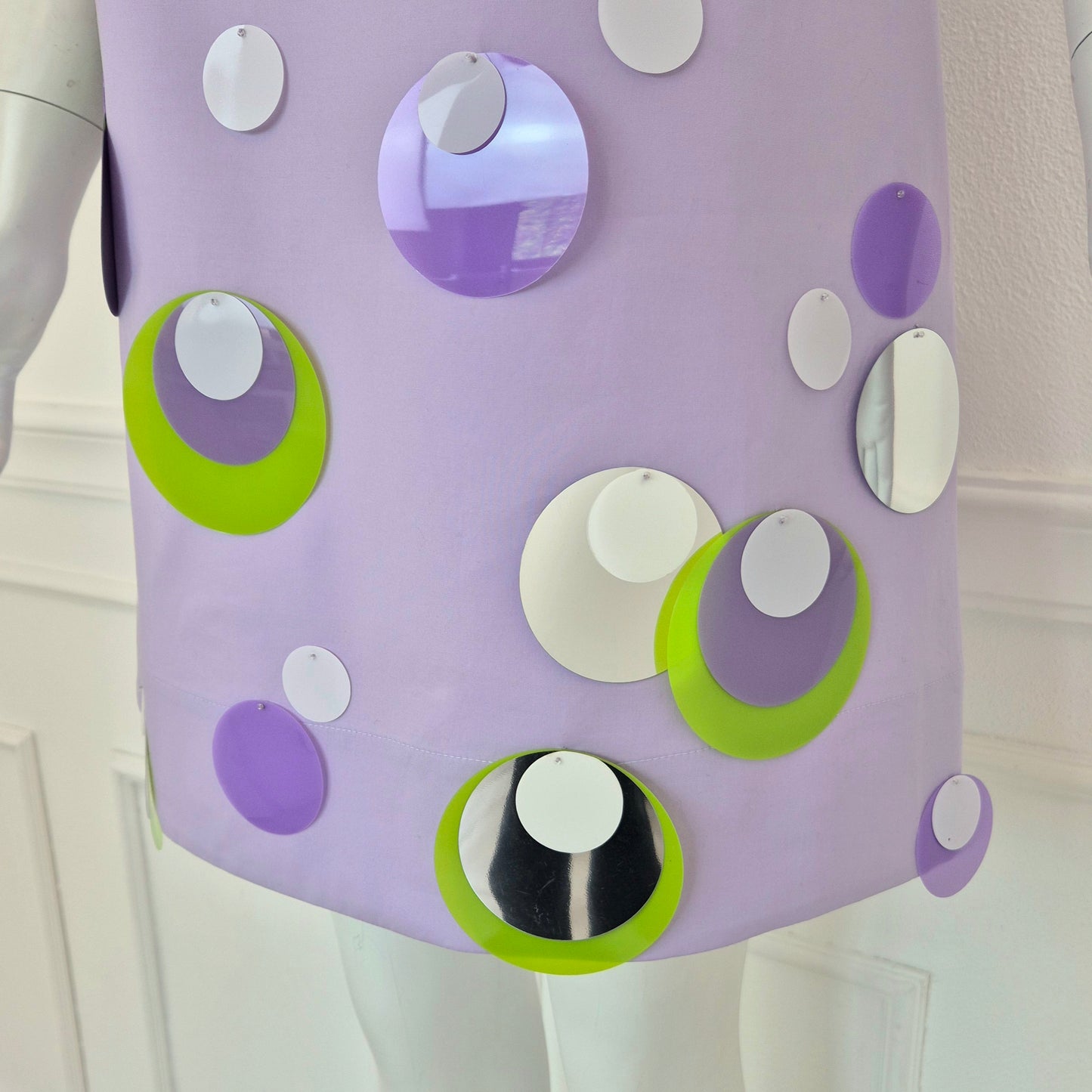 Vivetta | Abito lilla con fiocco e maxi paillettes