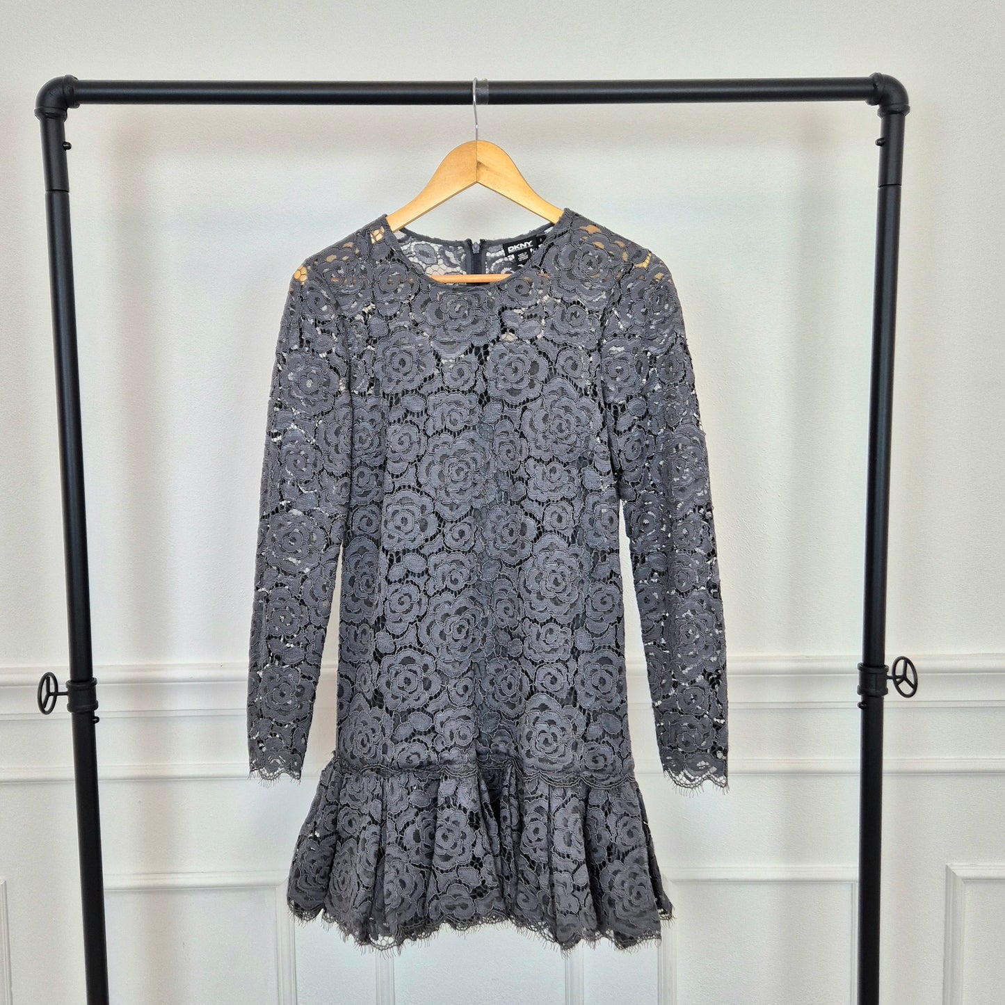 DKNY Donna Karan New York | Abito in pizzo grigio