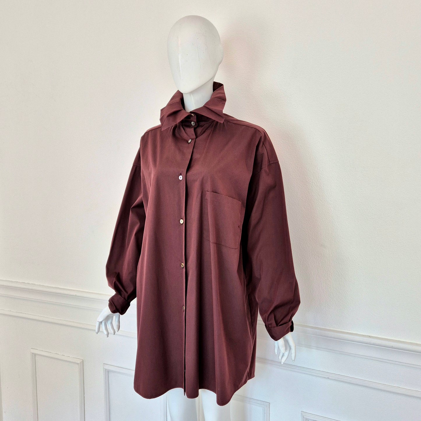 Romeo Gigli | Camicia melanzana con colletto a pieghe 1989