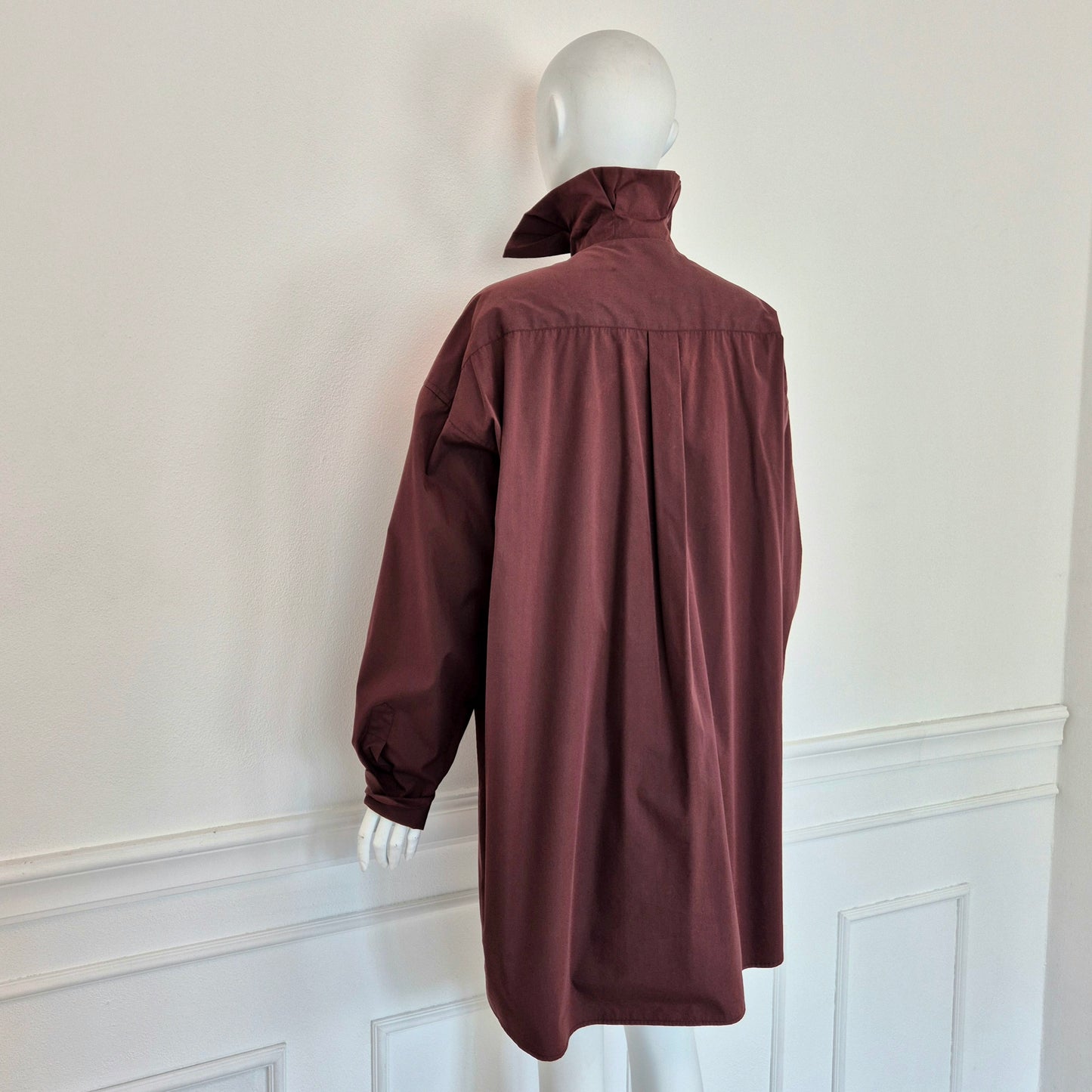 Romeo Gigli | Camicia melanzana con colletto a pieghe 1989
