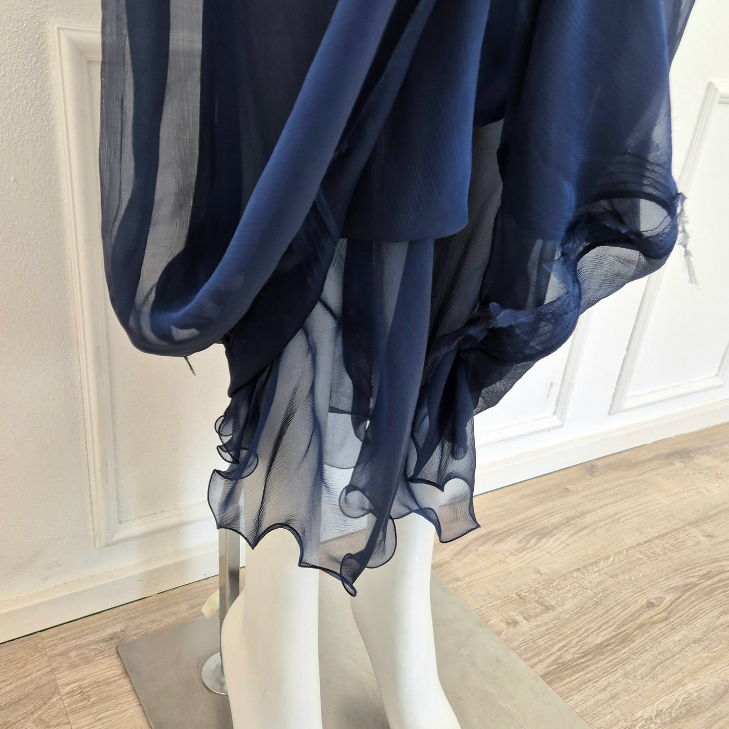 Alberta Ferretti | Abito lungo in seta blu