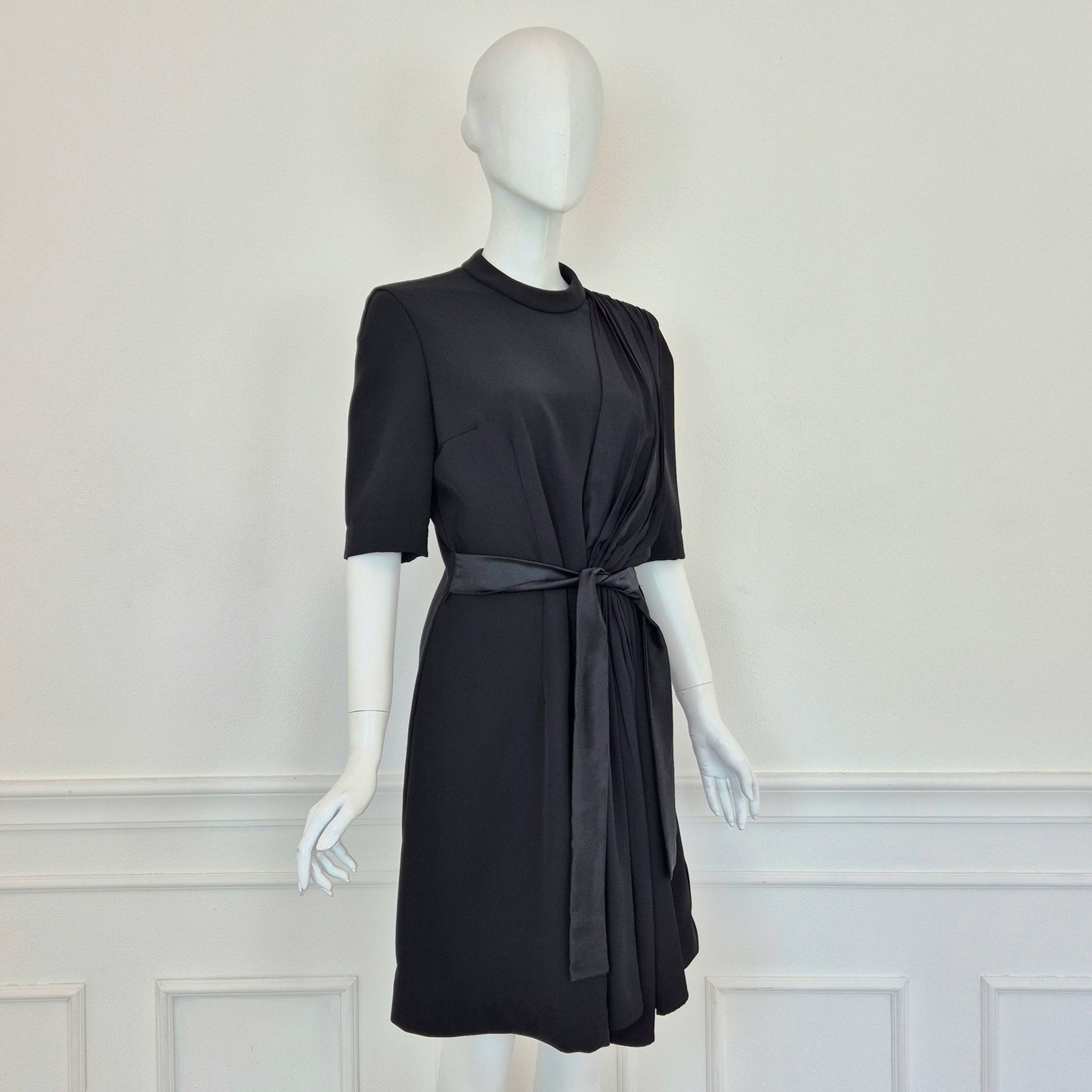 Prada | Abito nero con drappeggio