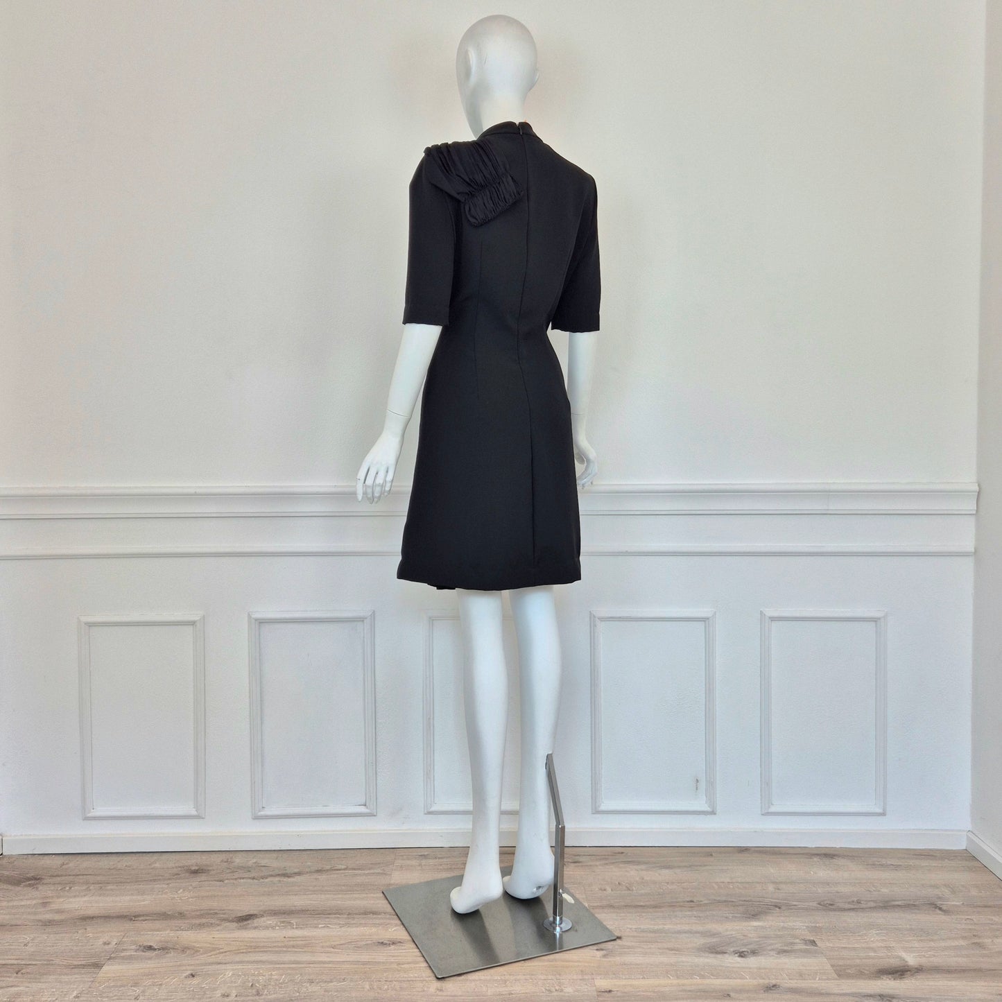 Prada | Abito nero con drappeggio