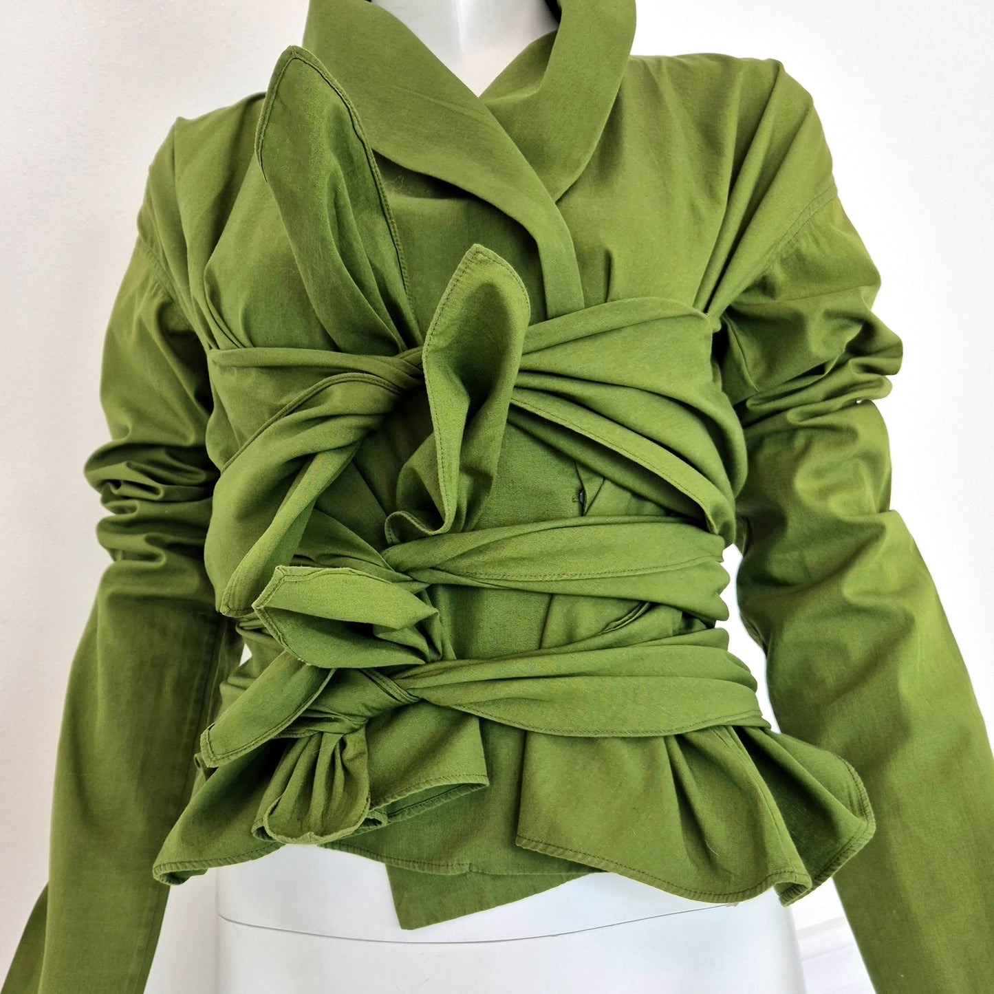 Romeo Gigli | Camicia verde con nodi 1990