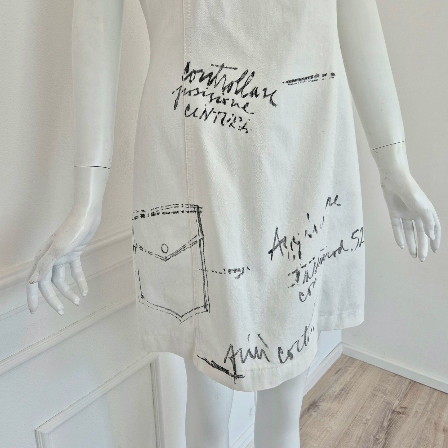 Moschino | Abito bianco scritte "sarto"
