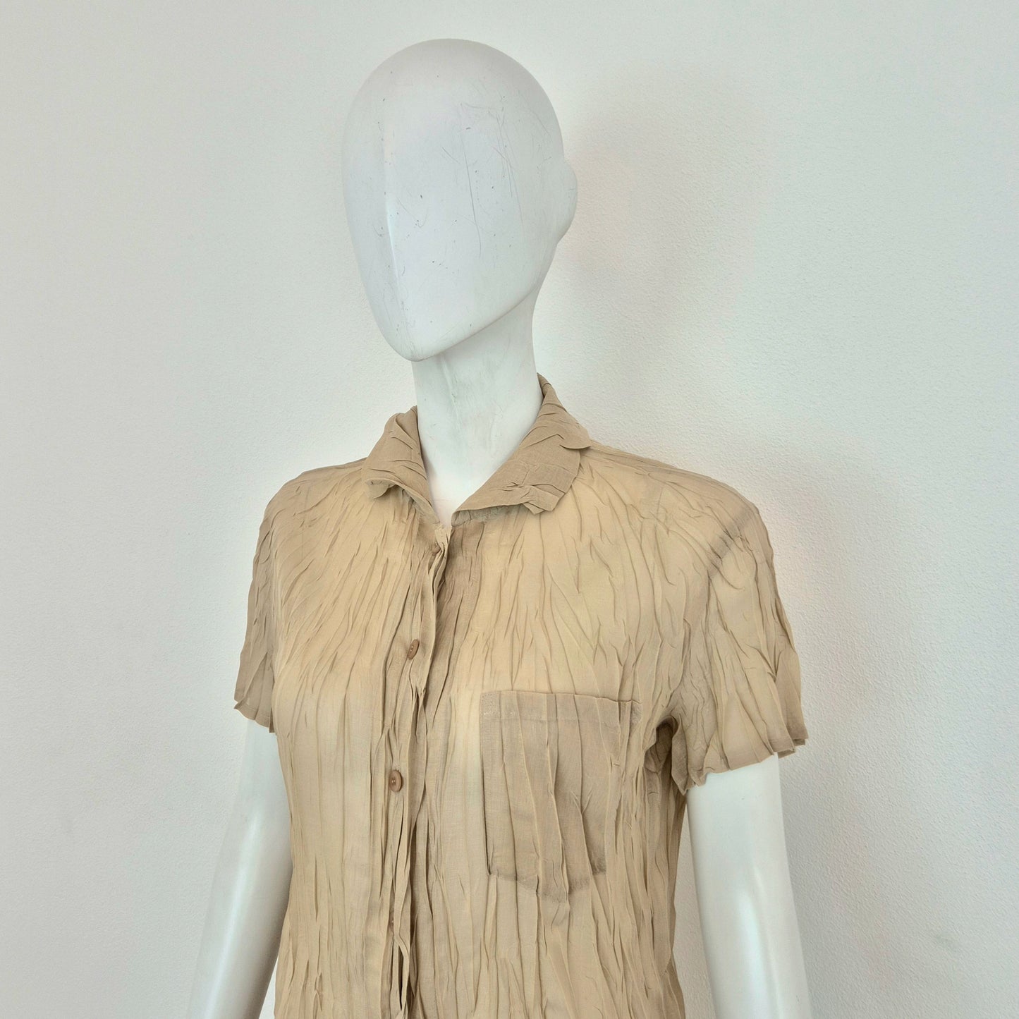 Pleats Please Issey Miyake | Camicia beige manica corta