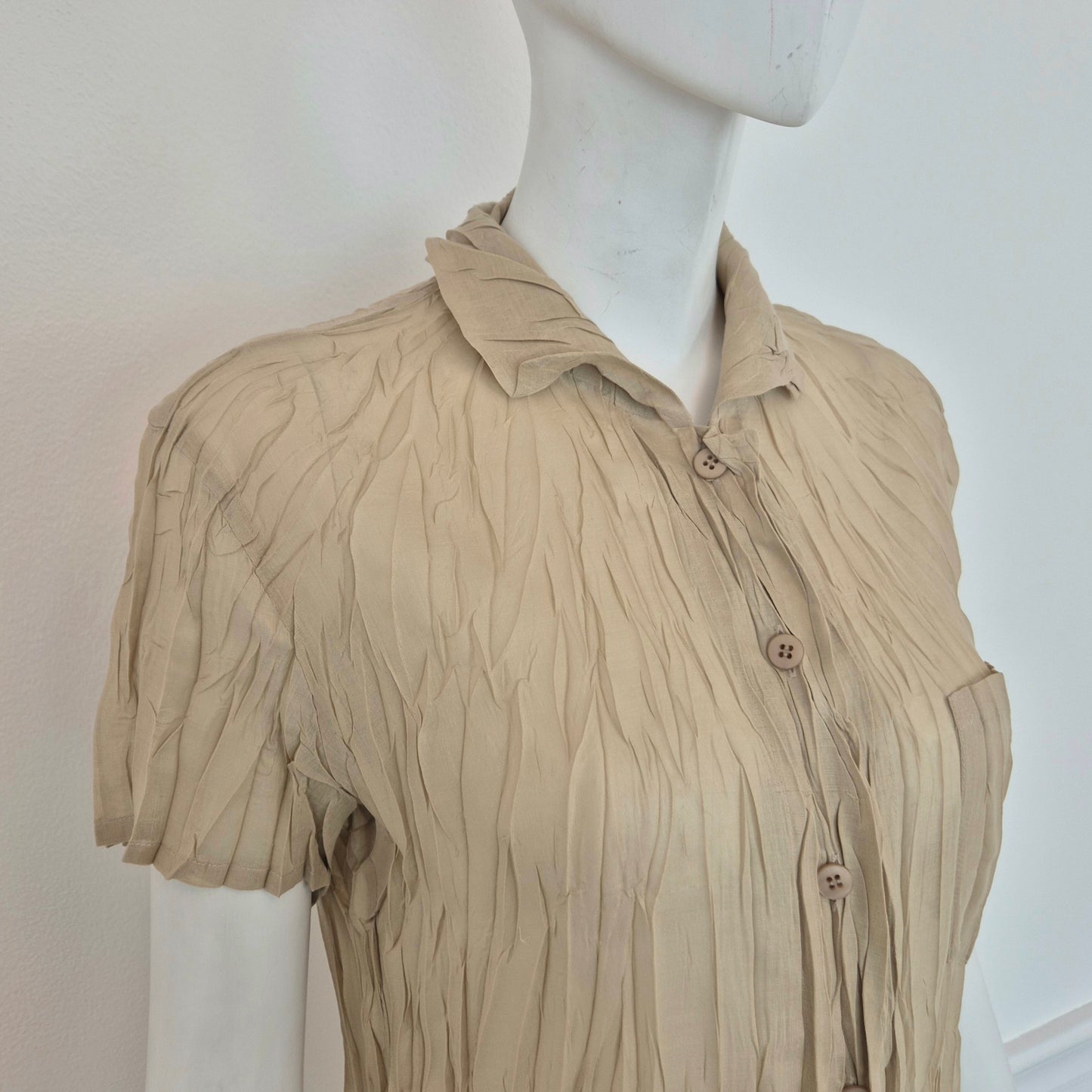 Pleats Please Issey Miyake | Camicia beige manica corta