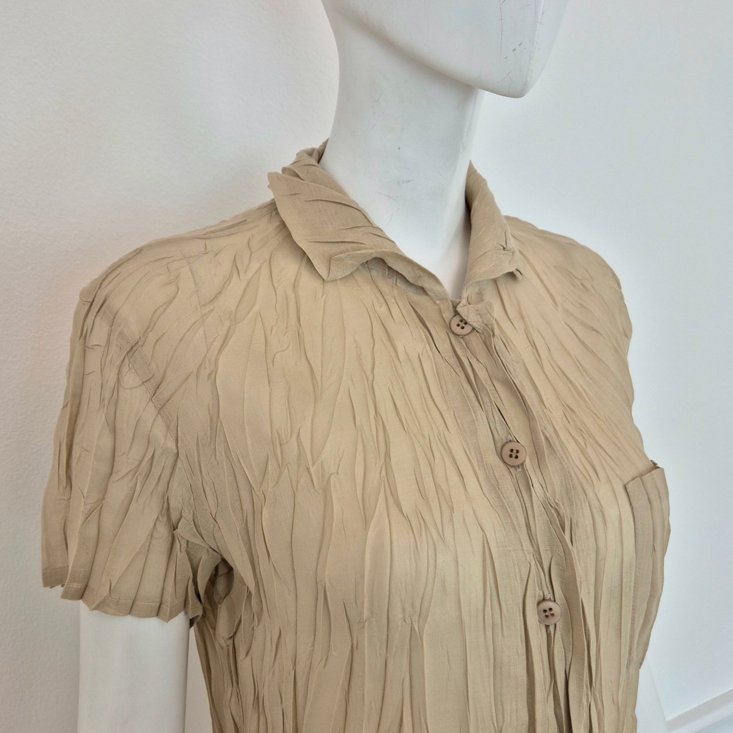 Pleats Please Issey Miyake | Camicia beige manica corta