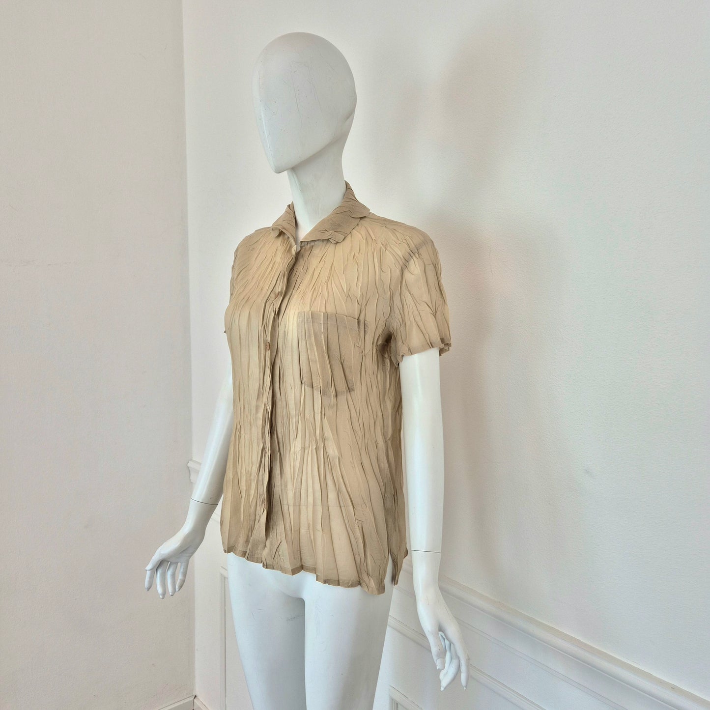 Pleats Please Issey Miyake | Camicia beige manica corta
