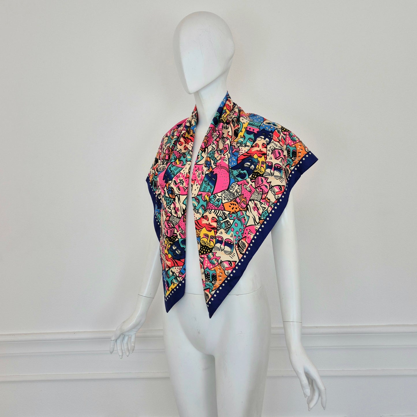Miu Miu x Luxottica |Foulard in pura seta con gattini