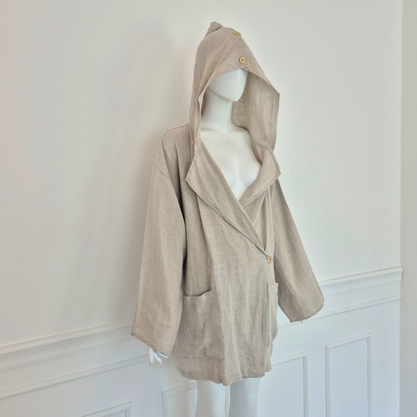 Ko and Co | Giacca ampia in lino beige con cappuccio