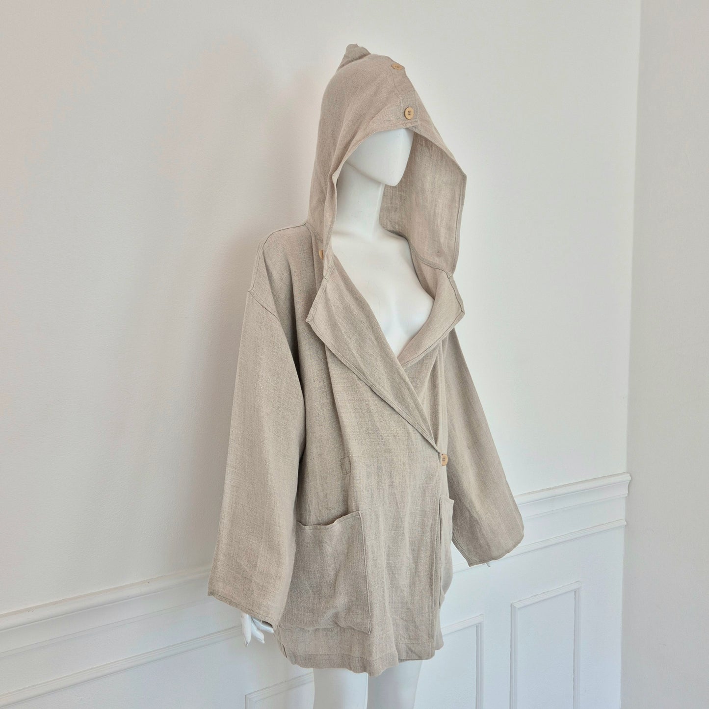 Ko and Co | Giacca ampia in lino beige con cappuccio