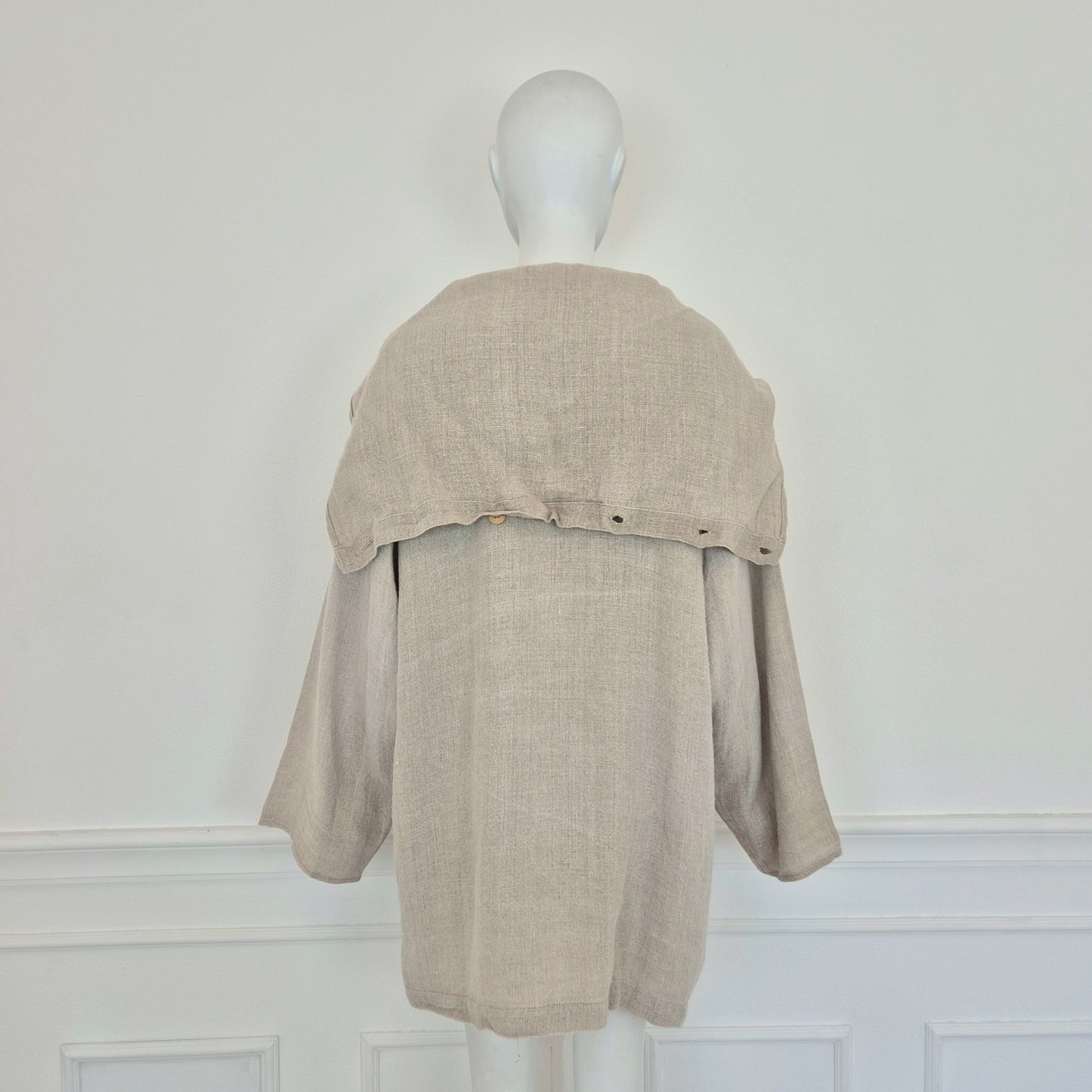 Ko and Co | Giacca ampia in lino beige con cappuccio