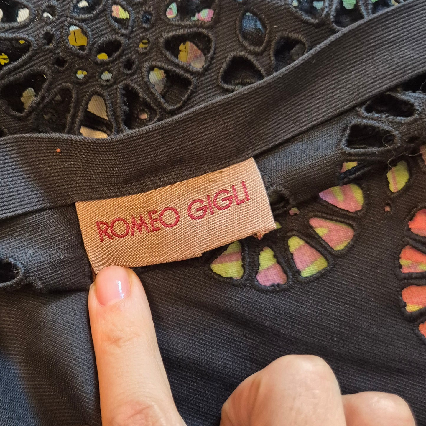 Romeo Gigli | Giacca in cotone nero con traforo 1992