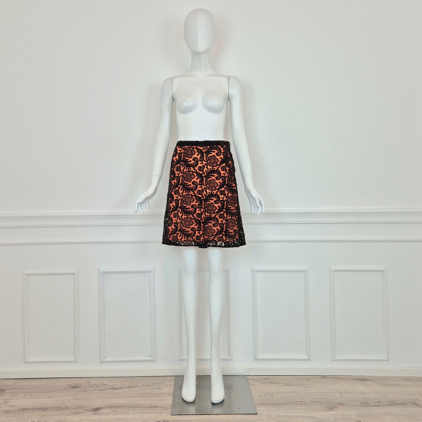 Prada | Gonna in pizzo marrone fodera arancio