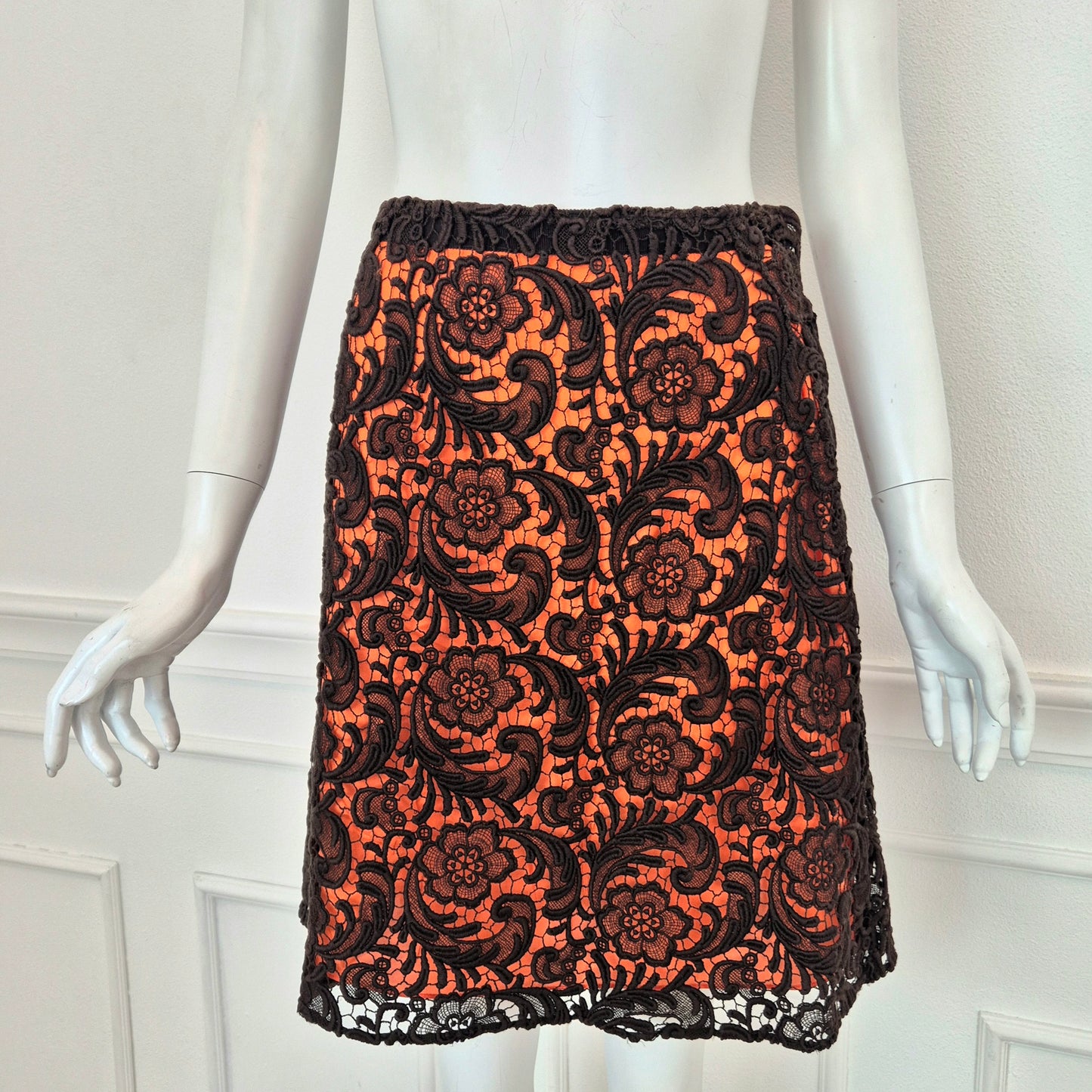 Prada | Gonna in pizzo marrone fodera arancio