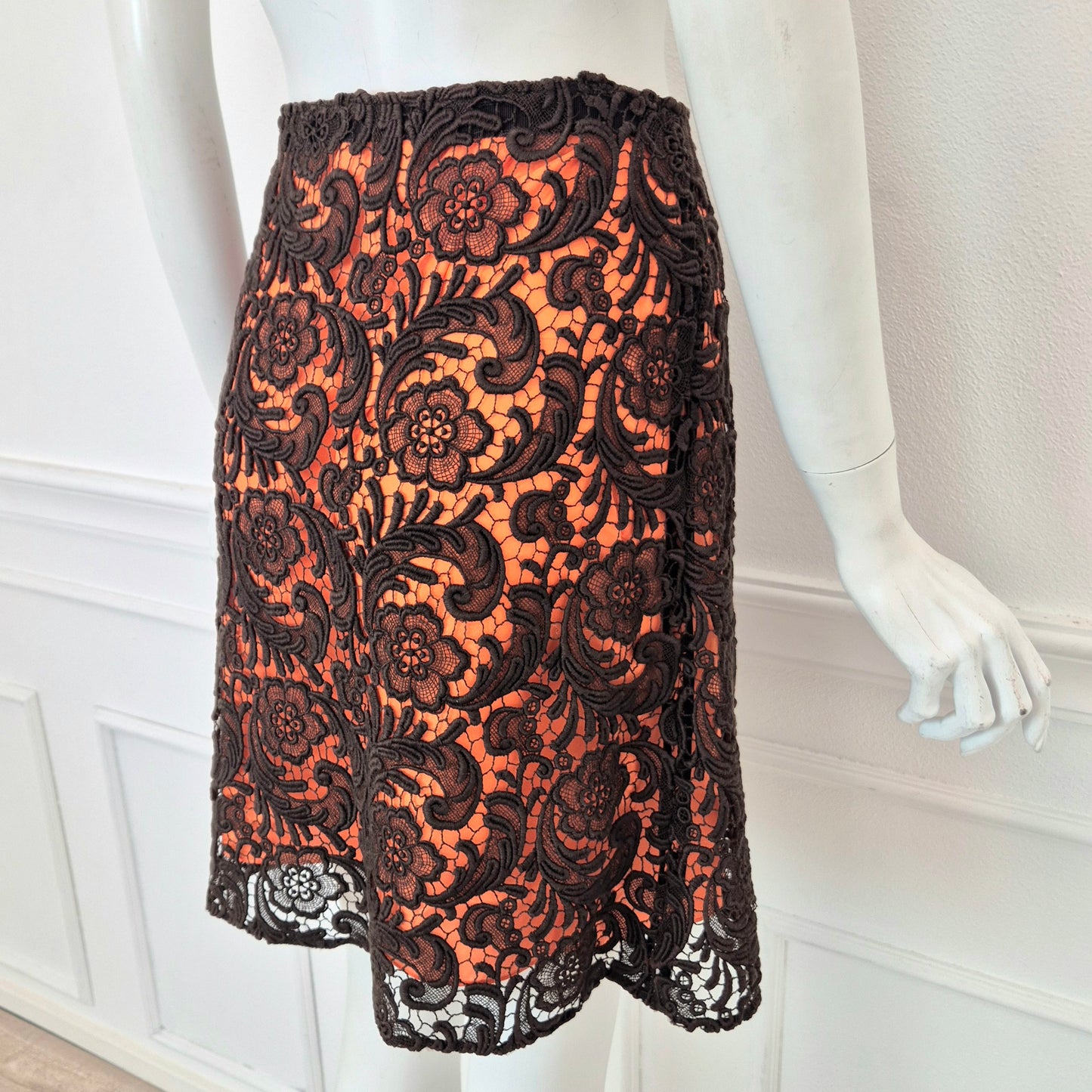 Prada | Gonna in pizzo marrone fodera arancio