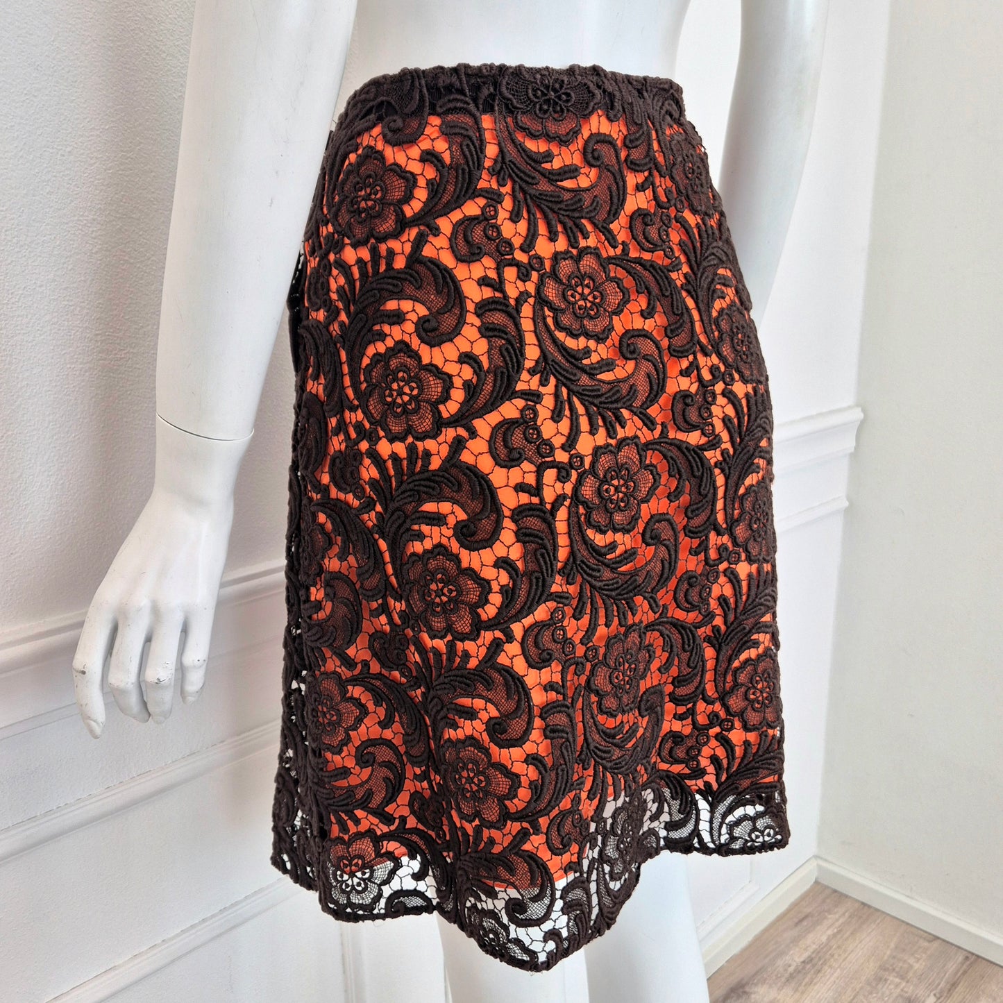 Prada | Gonna in pizzo marrone fodera arancio